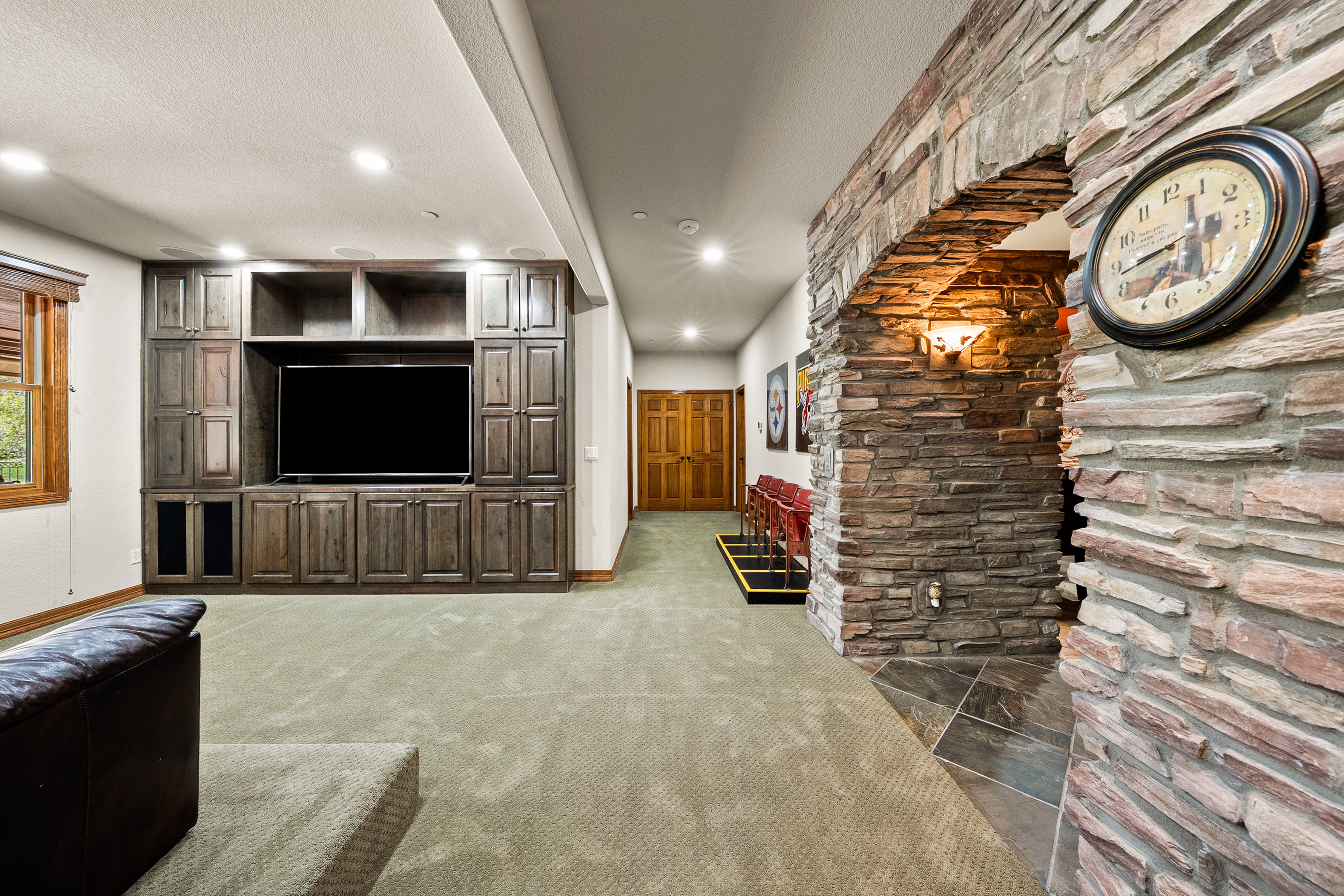  Exceptional ranch-style home in the prestigious gated golf course community - 物件實景