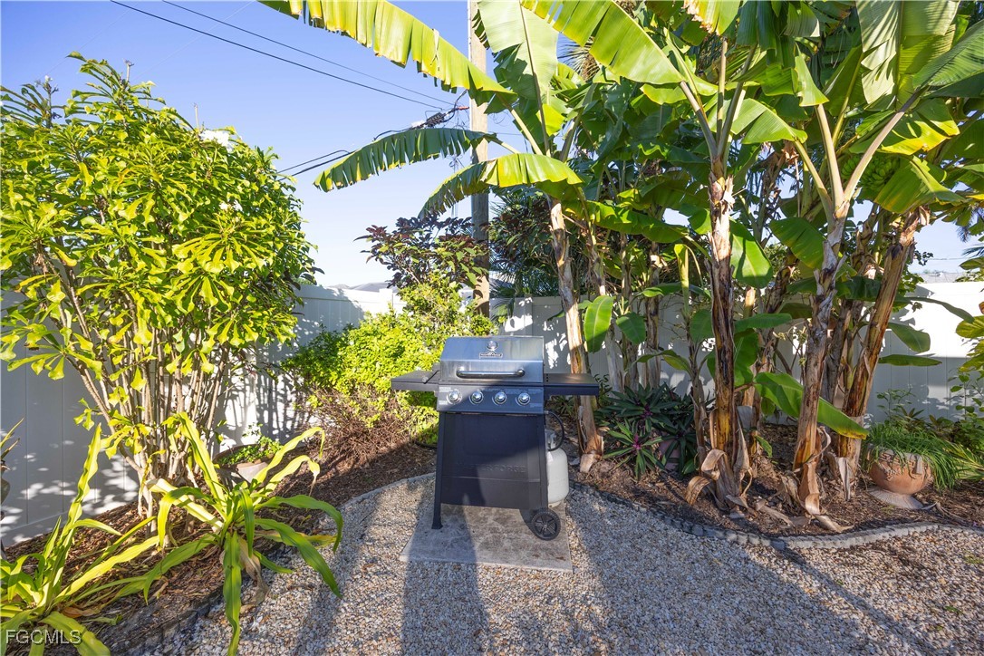 Cape Coral, Florida, 33904, United States, 3 Bedrooms Bedrooms, ,2 BathroomsBathrooms,Residential,For Sale,1995458