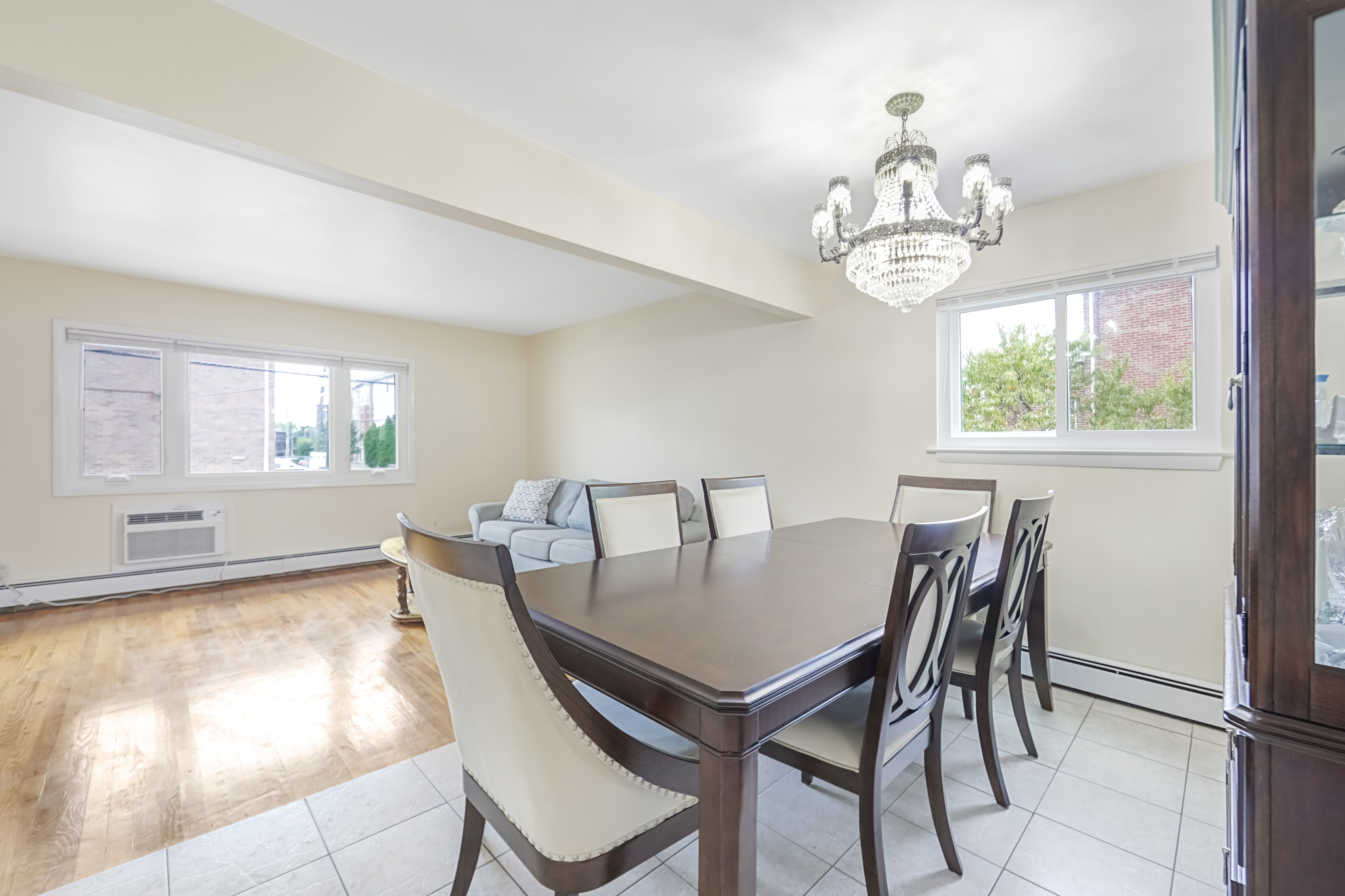 Cliffside Park, New Jersey, 07010, United States, 3 Bedrooms Bedrooms, ,1 BathroomBathrooms,Residential,For Sale,1982827