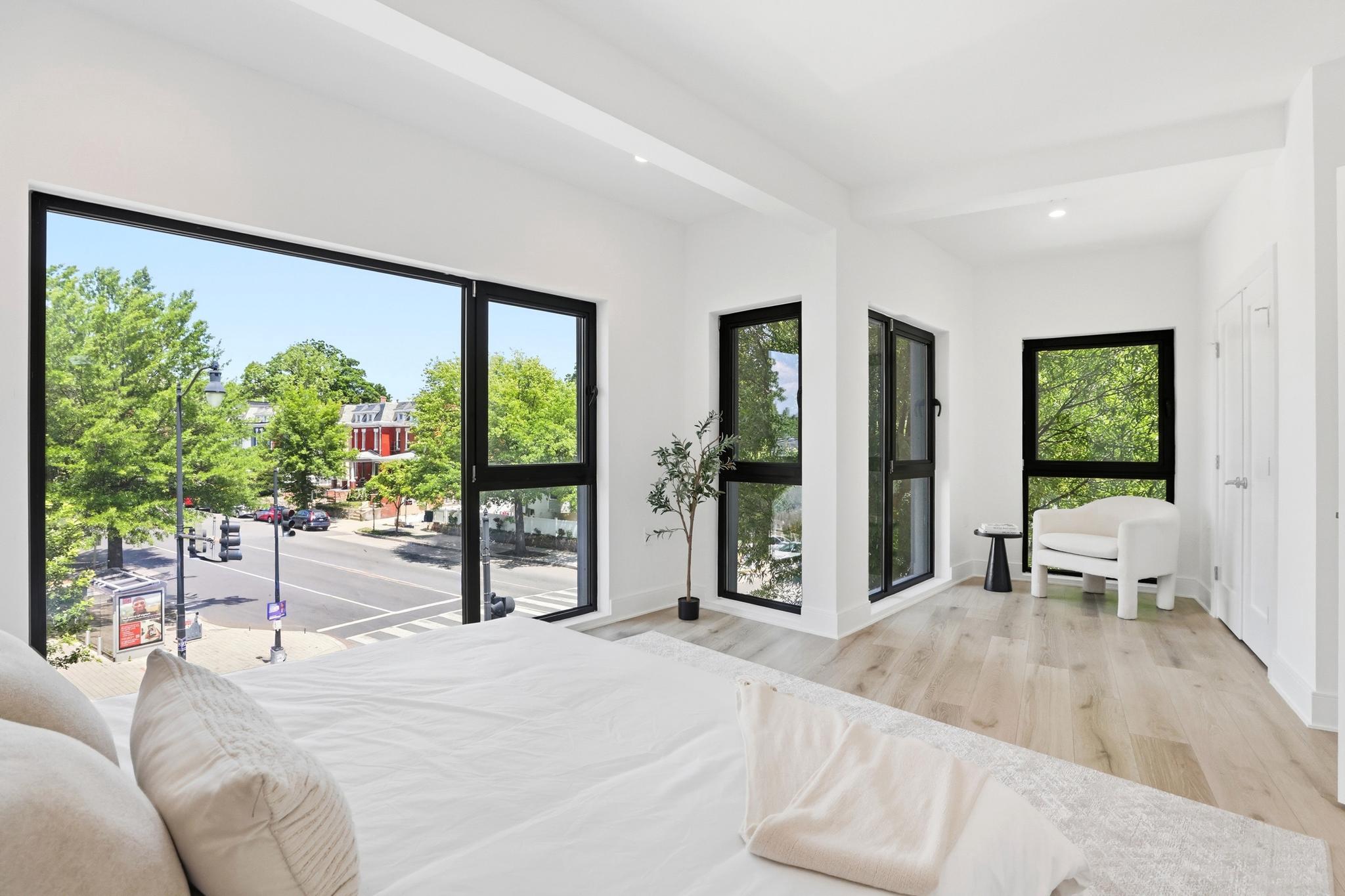 4328 Georgia Avenue NW, Washington, DC, 20011 - 物件實景
