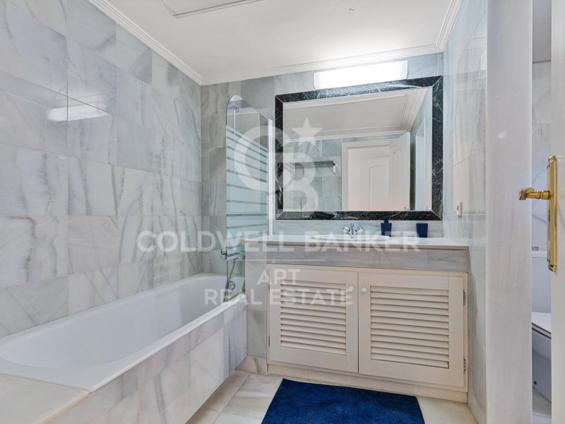 Estepona, Andalusia, ES, 2 Bedrooms Bedrooms, ,2 BathroomsBathrooms,Residential,For Sale,1827063