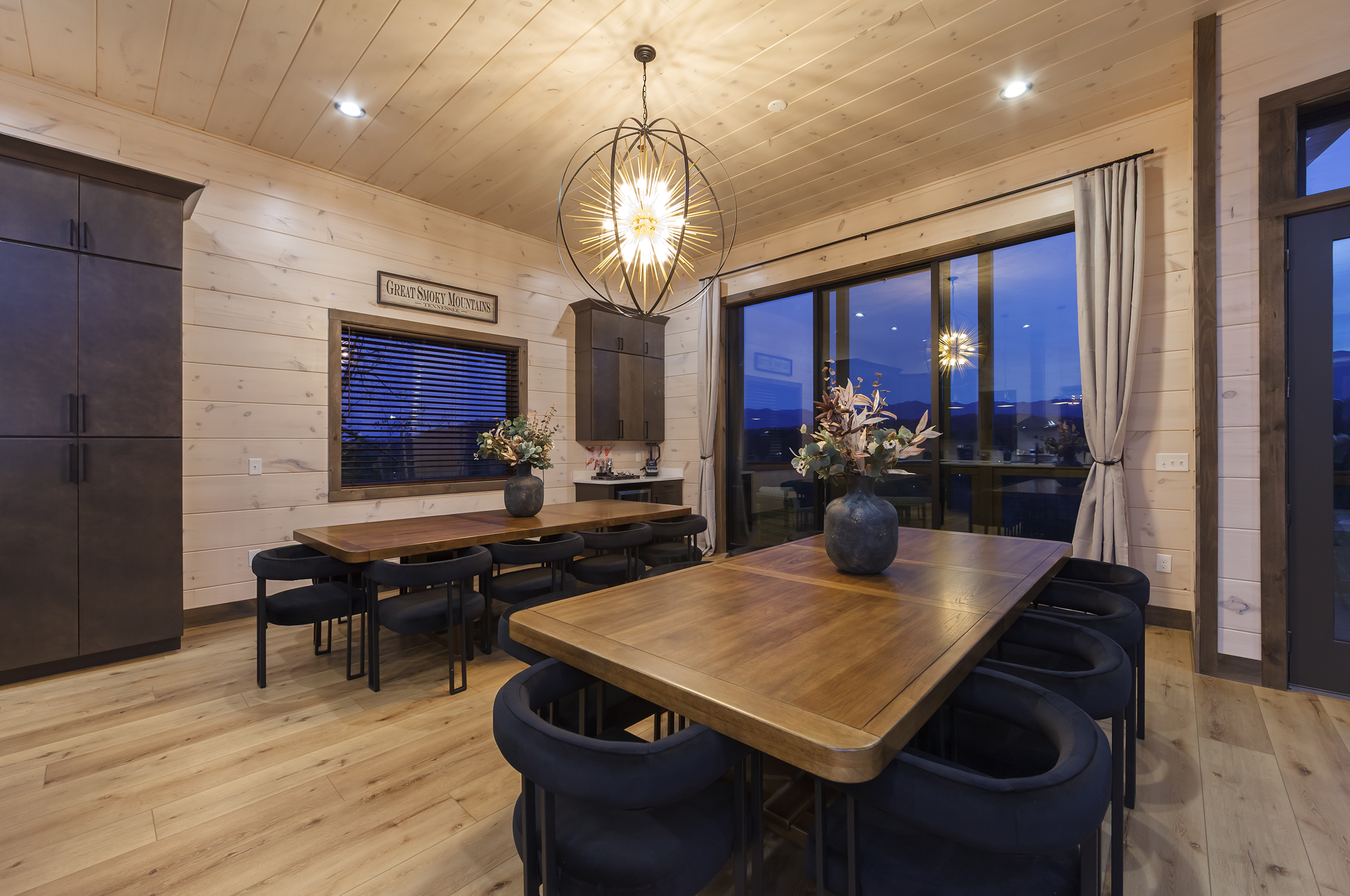 John Sevier, Tennessee, 37876, United States, 6 Bedrooms Bedrooms, ,8 BathroomsBathrooms,Residential,For Sale,2000346