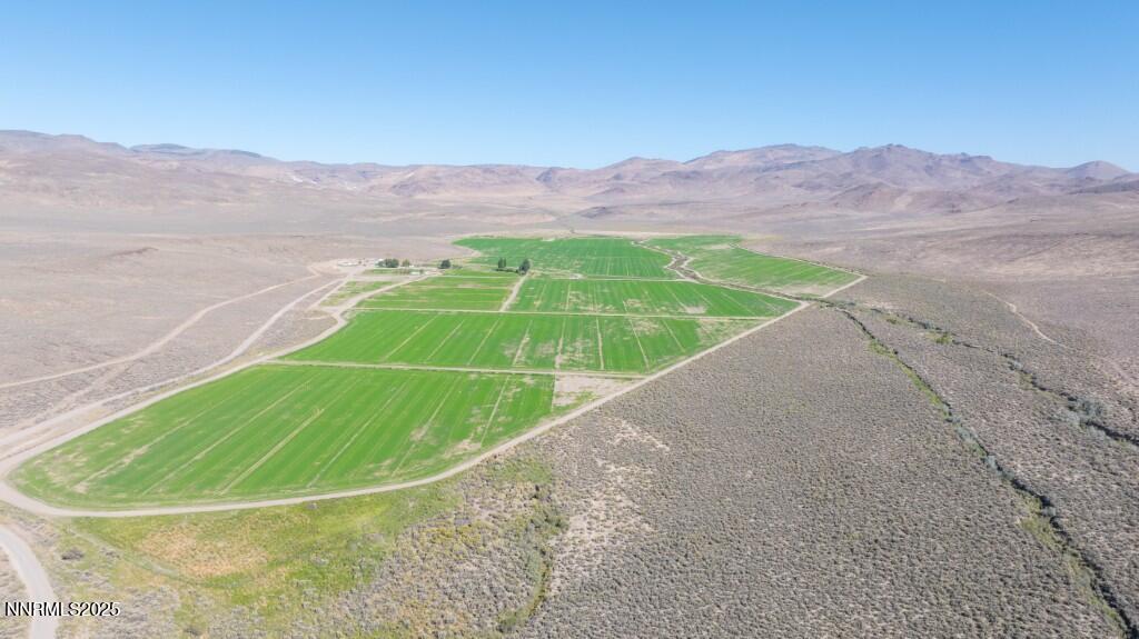 Gerlach, Nevada, 89412, United States, 6 Bedrooms Bedrooms, ,4 BathroomsBathrooms,Residential,For Sale,1986472