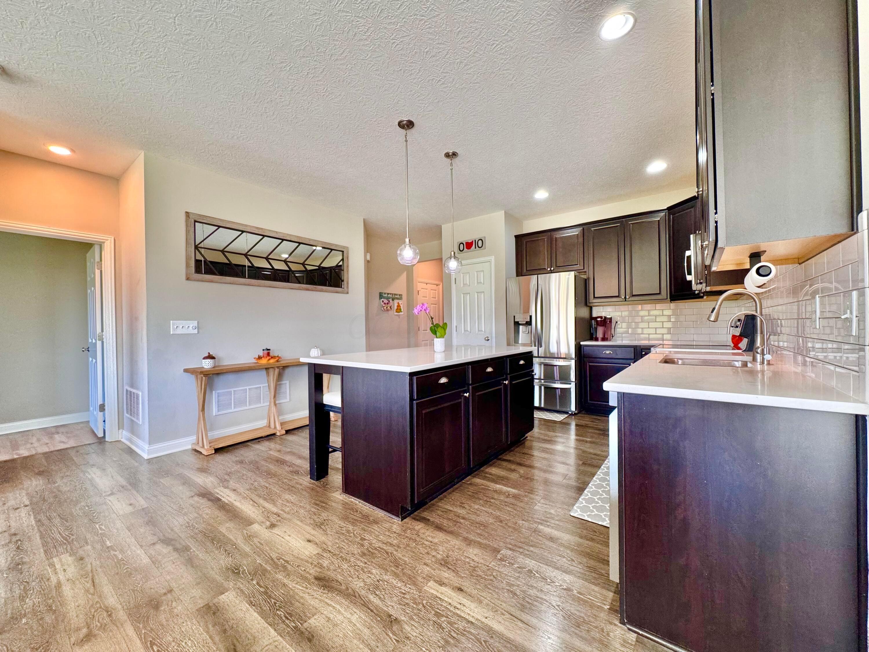 Powell, Ohio, 43065, United States, 3 Bedrooms Bedrooms, ,2 BathroomsBathrooms,Residential,For Sale,1989731