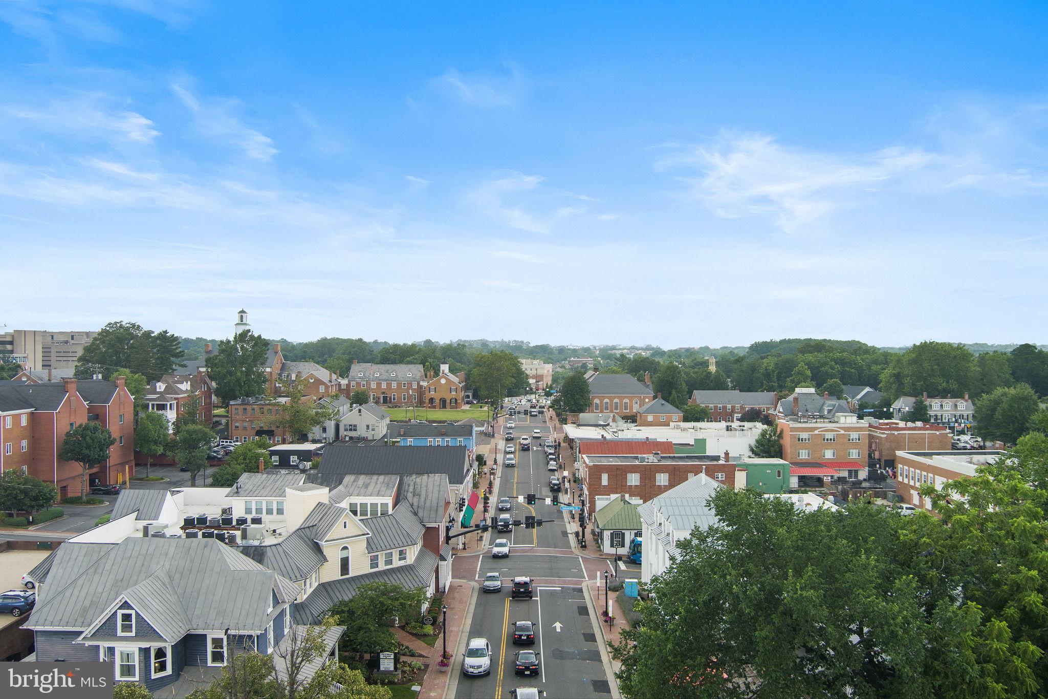 Fairfax, Virginia, 22030, United States, 2 Bedrooms Bedrooms, ,2 BathroomsBathrooms,Residential,For Sale,1893335