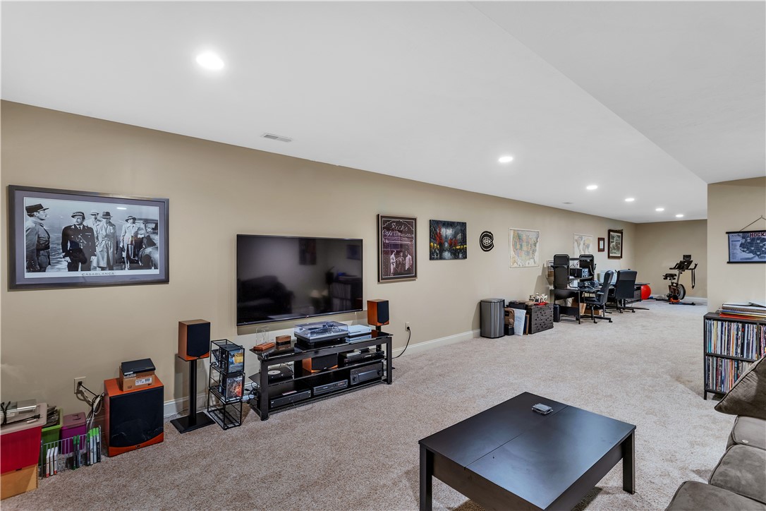 Peters Twp, Pennsylvania, 15317, United States, 4 Bedrooms Bedrooms, ,4 BathroomsBathrooms,Residential,For Sale,2002286