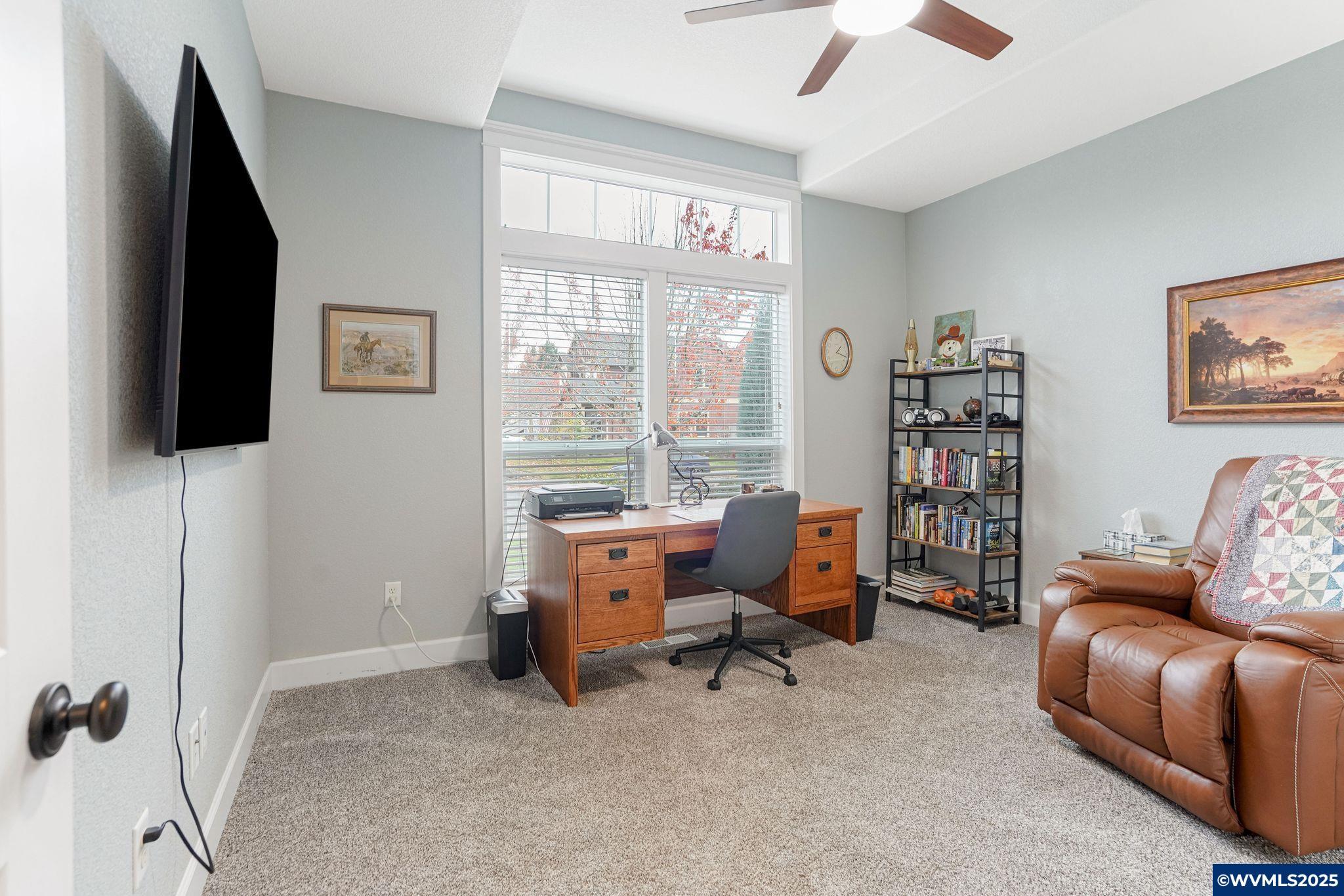 Dallas, Oregon, 97338, United States, 4 Bedrooms Bedrooms, ,2 BathroomsBathrooms,Residential,For Sale,1991904