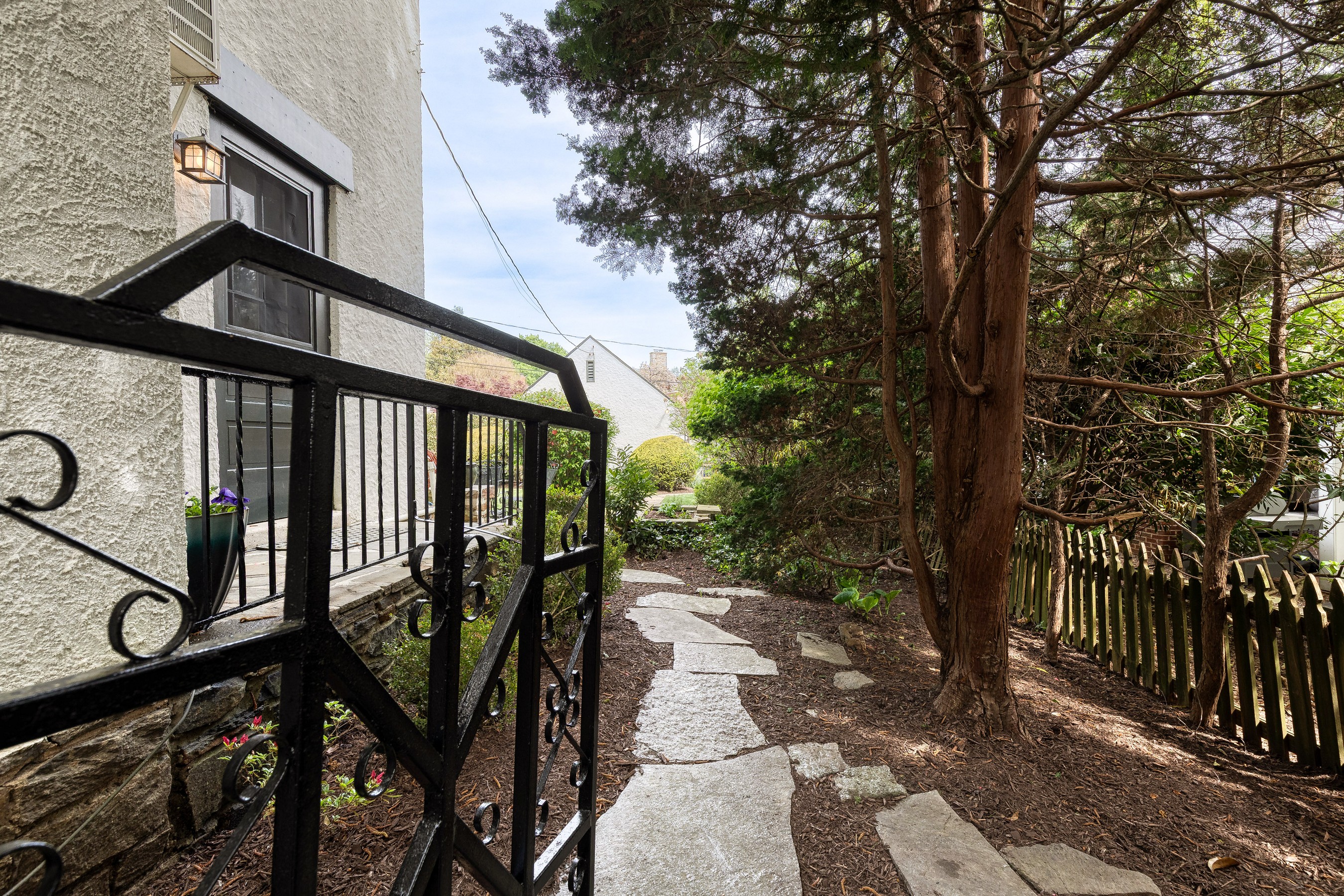  HOMELAND HISTORIC DISTRICT - 物件實景