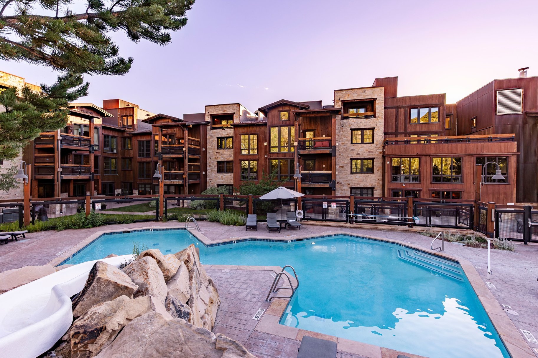  High-touch, 3Bd/4Ba Condotel In Deer Valley Resort