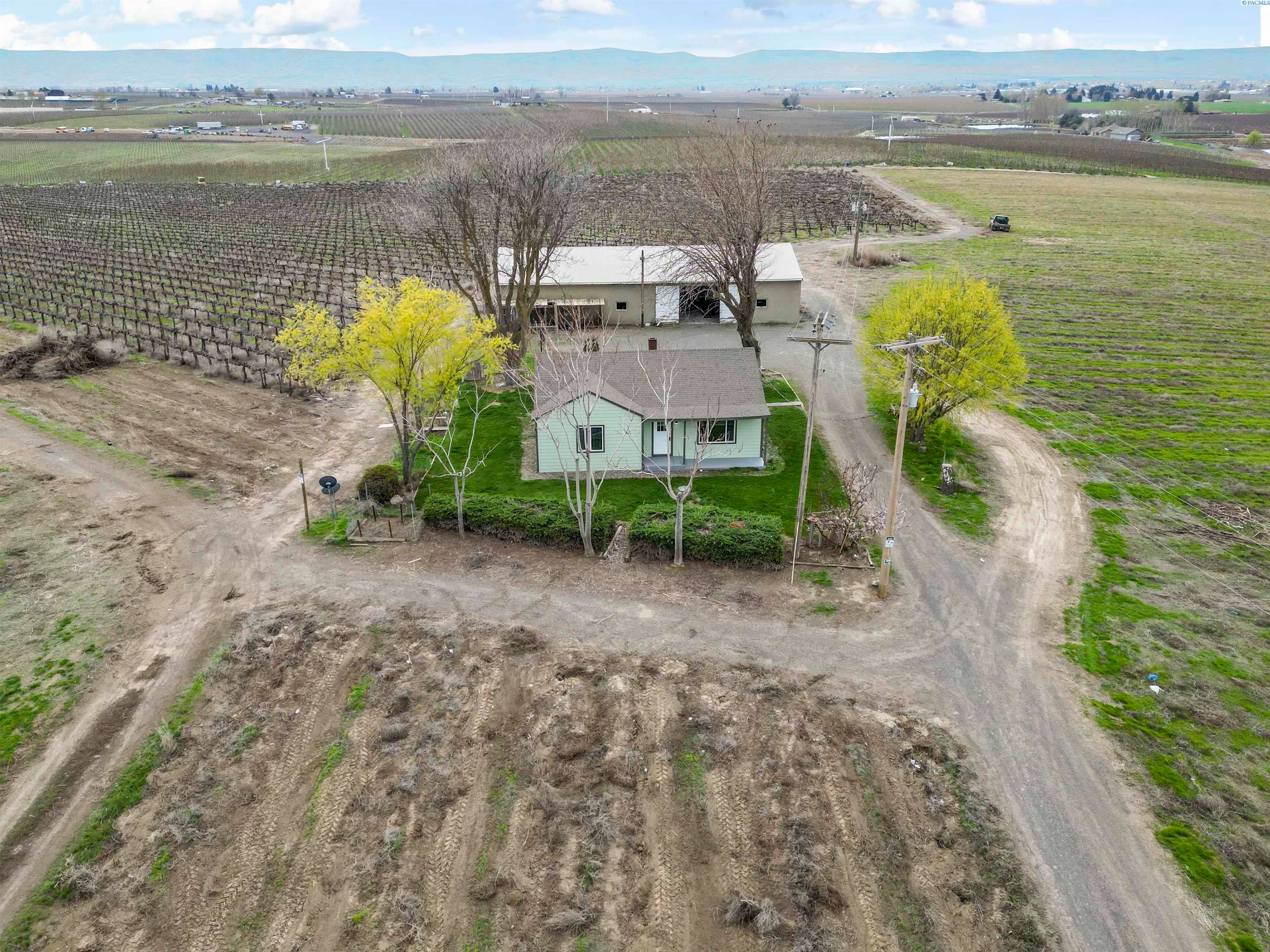 Prosser, Washington, 99350, United States, 2 Bedrooms Bedrooms, ,1 BathroomBathrooms,Residential,For Sale,1974522