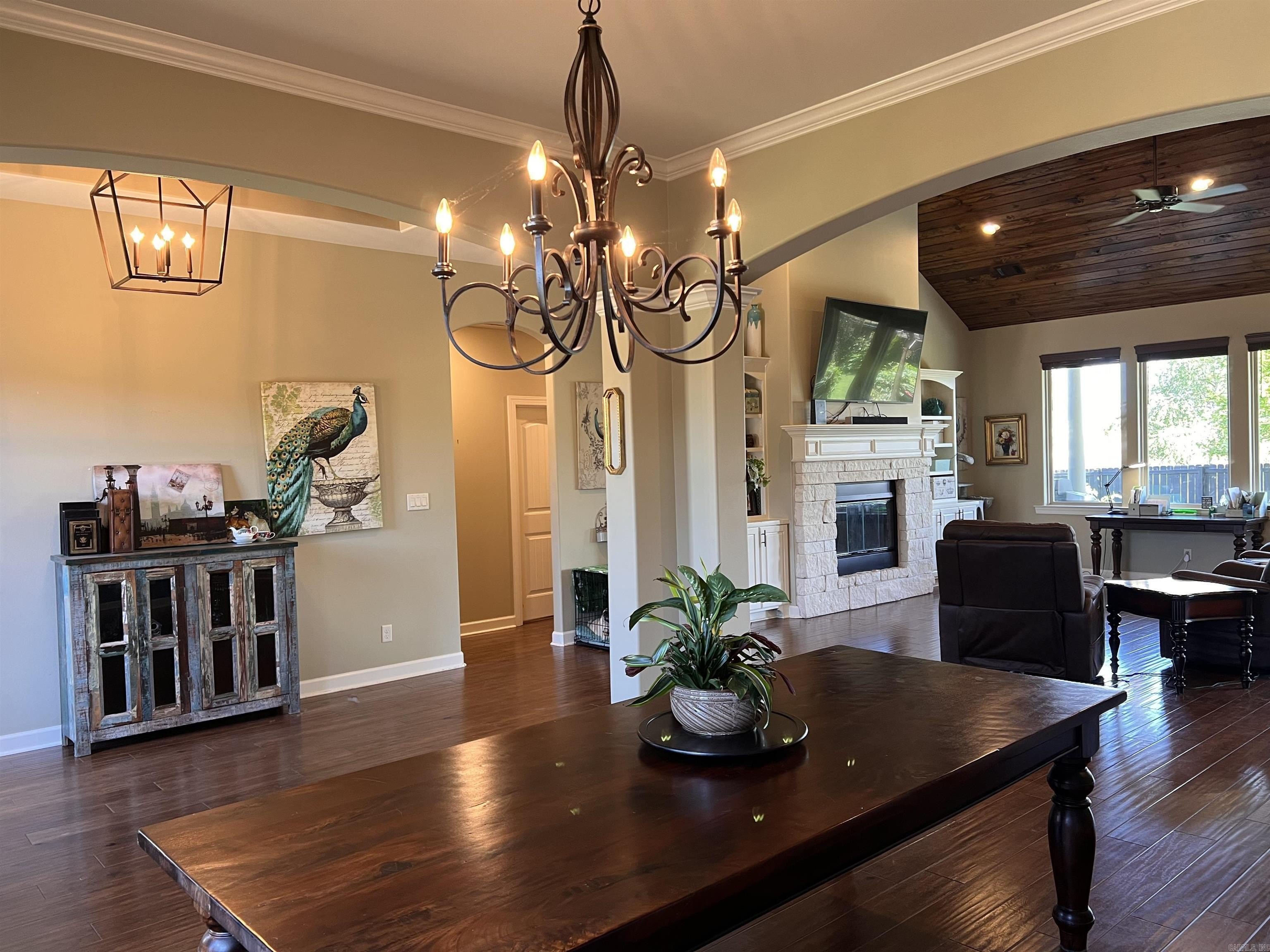 Hot Springs, Arkansas, 71913, United States, 3 Bedrooms Bedrooms, ,3 BathroomsBathrooms,Residential,For Sale,1976234