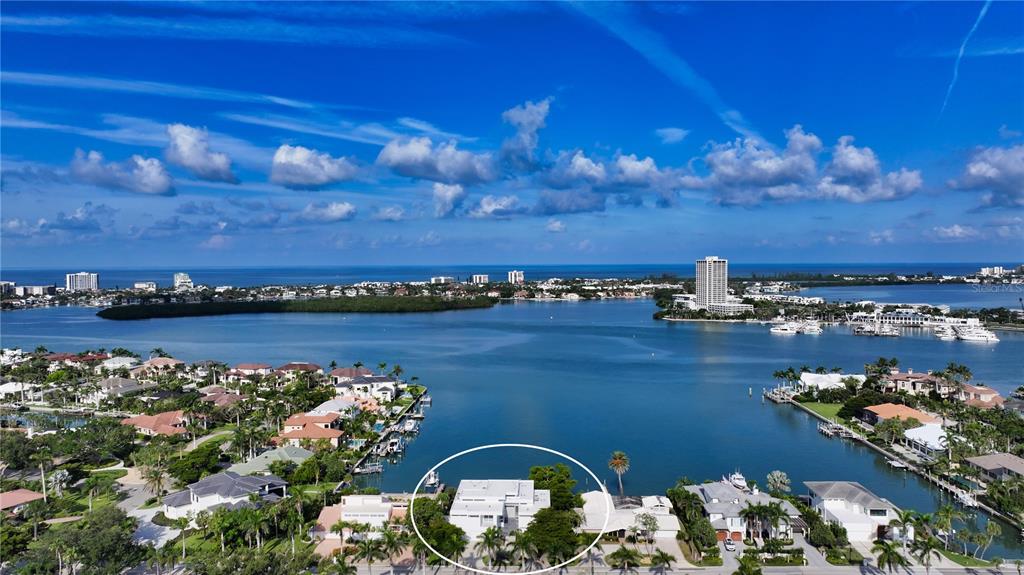 Sarasota, Florida, 34236, United States, 3 Bedrooms Bedrooms, ,5 BathroomsBathrooms,Residential,For Sale,1908406