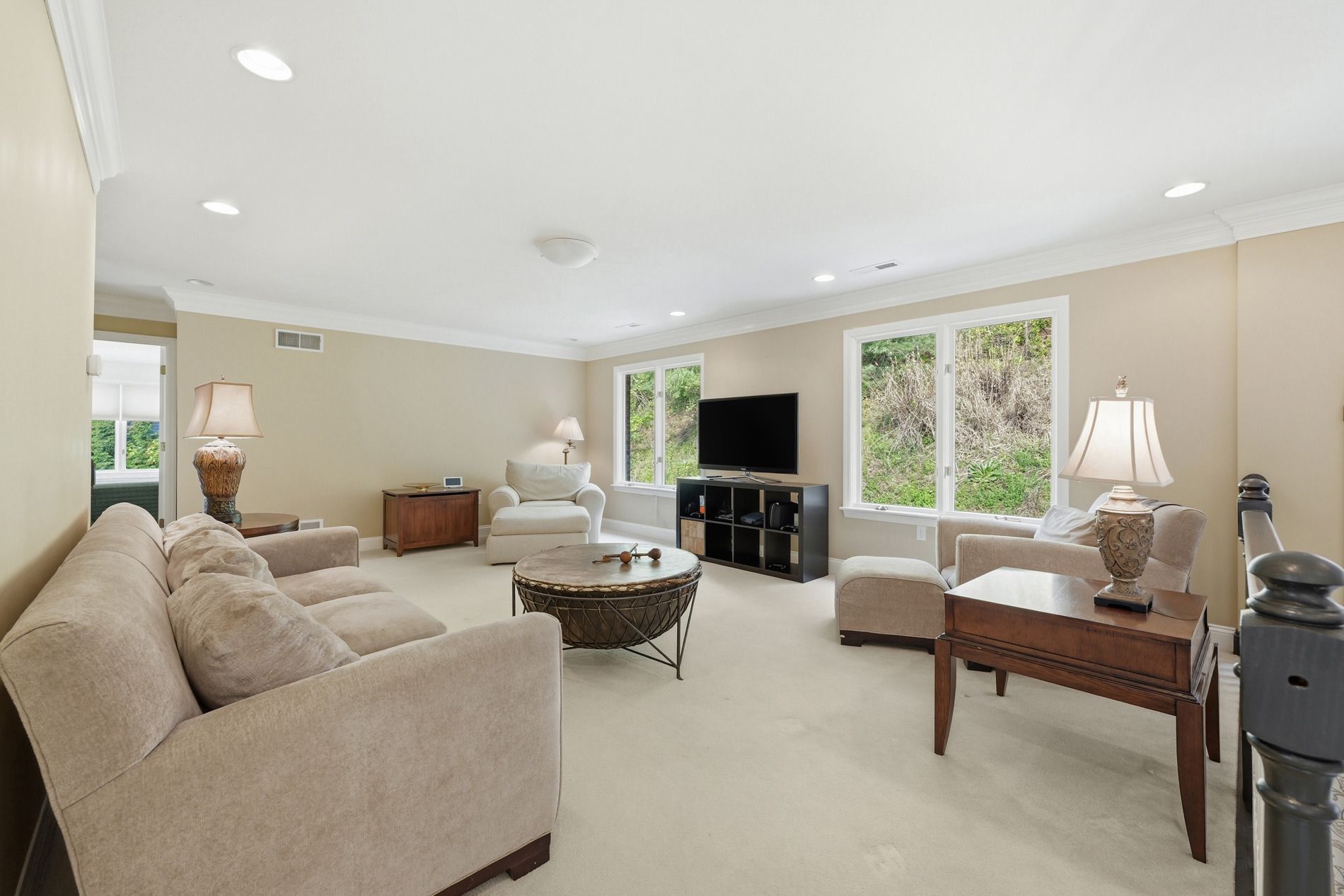  1560 Barrington Drive - 物件實景