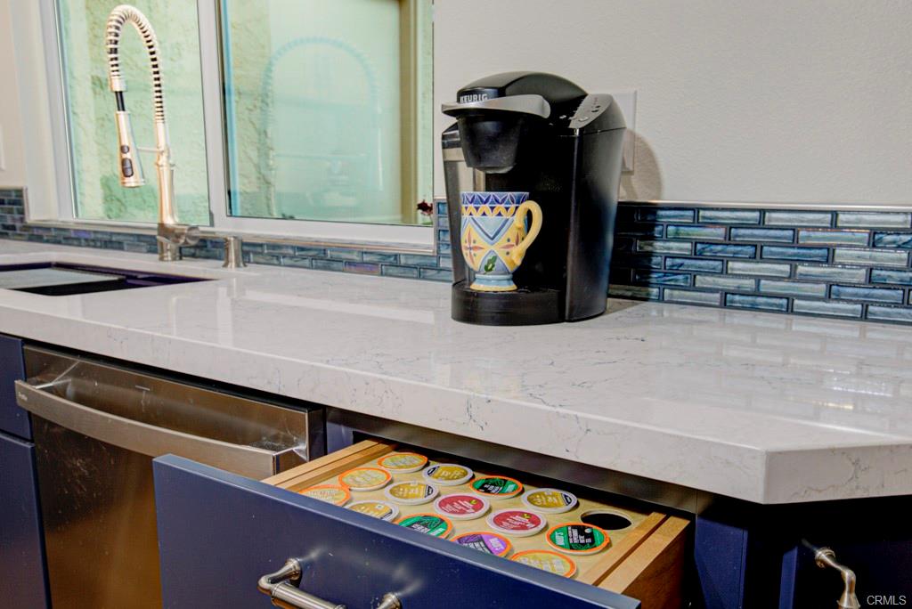 Laguna Woods, California, 92637, United States, 2 Bedrooms Bedrooms, ,Residential,For Sale,2005707