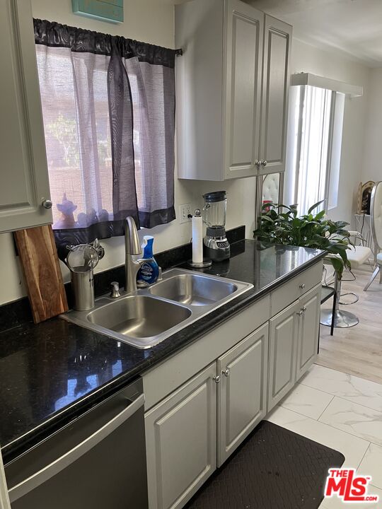 Winnetka, California, 91306, United States, 3 Bedrooms Bedrooms, ,2 BathroomsBathrooms,Residential,For Sale,1919452