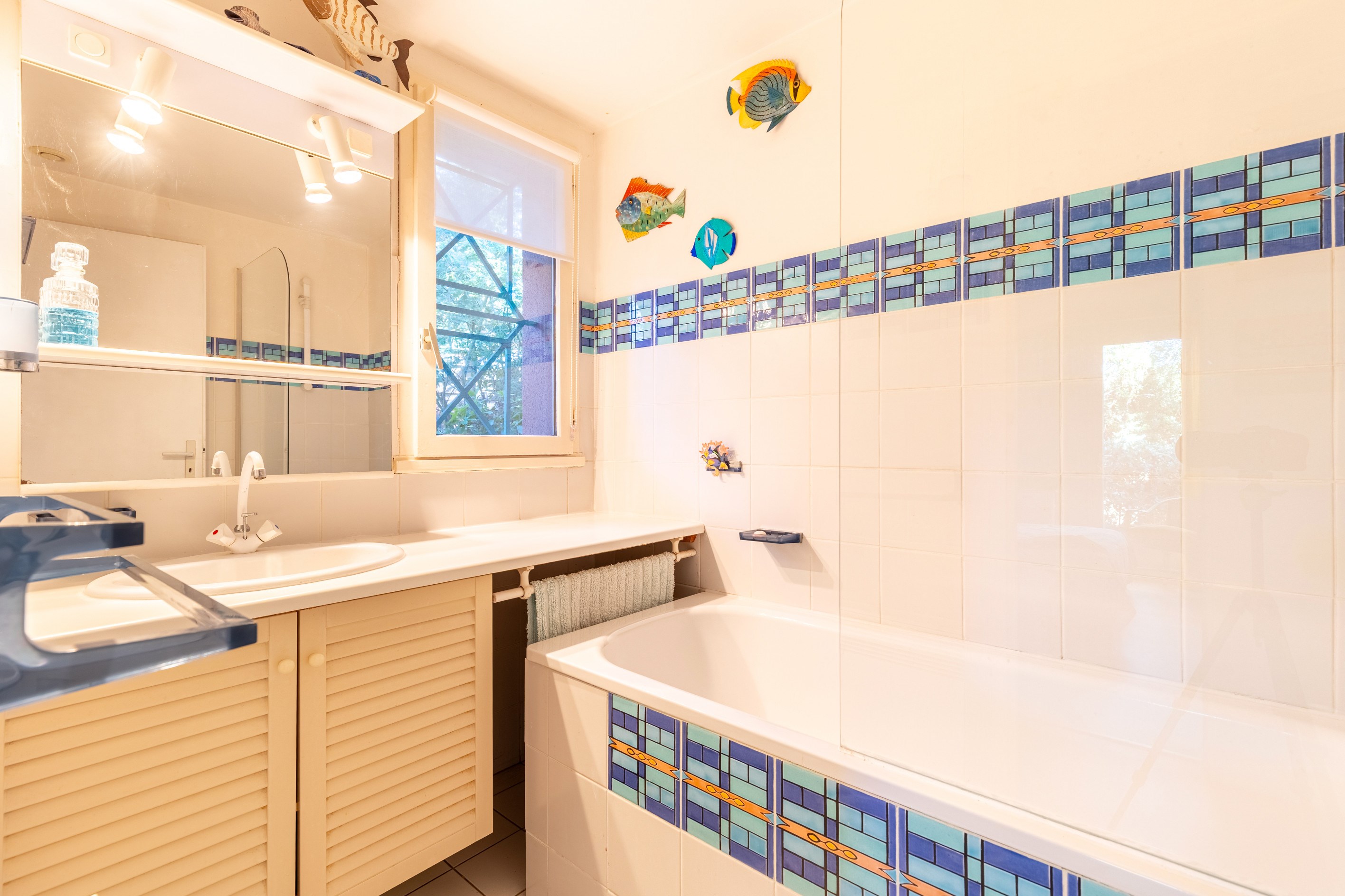  LES VALLONS DU FERRET – SINGLE-LEVEL HOUSE WITH SWIMMING POOL IN A QUIET LOCATI… - 物件實景