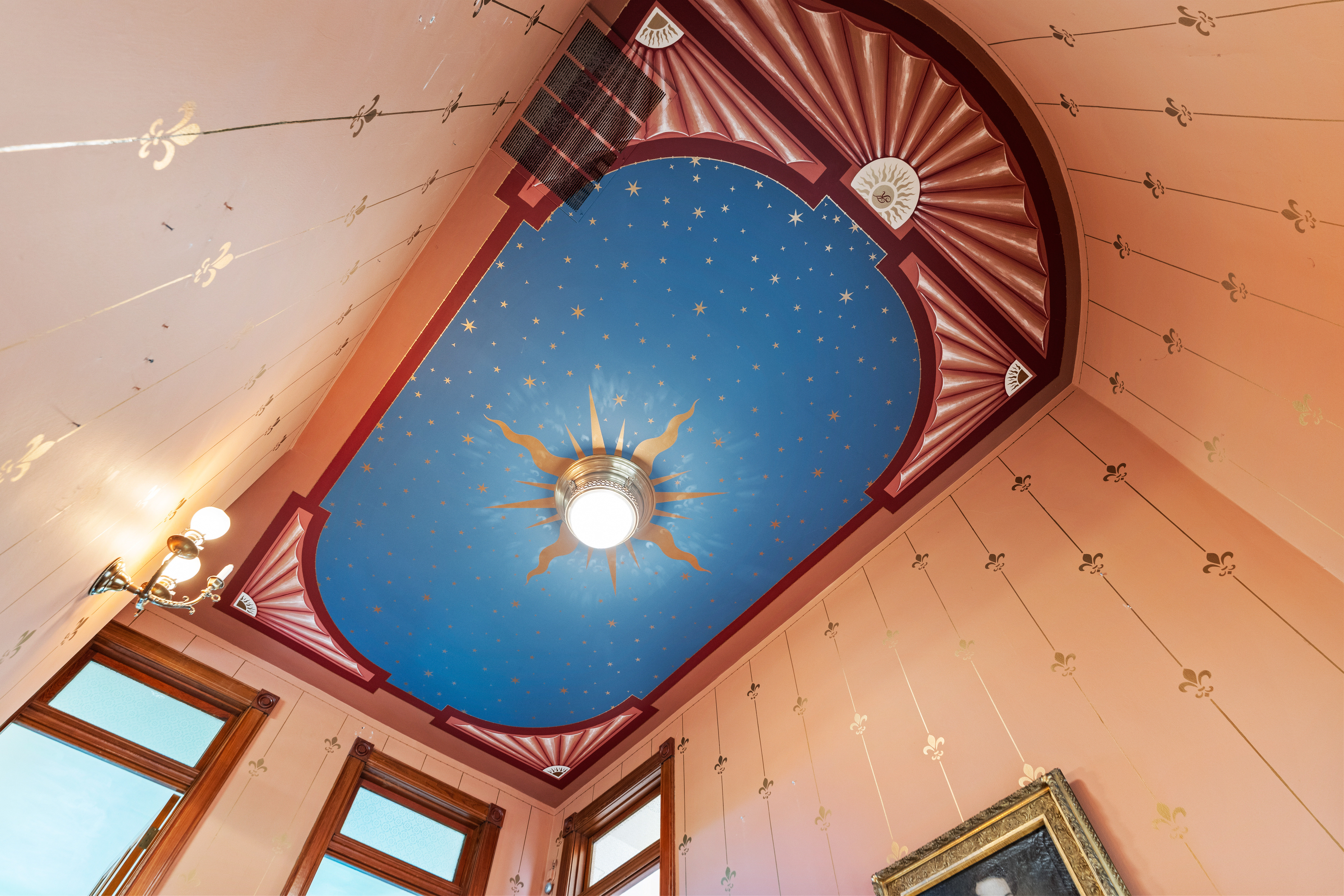  19th-Century Victorian in Compton Heights - 物件實景