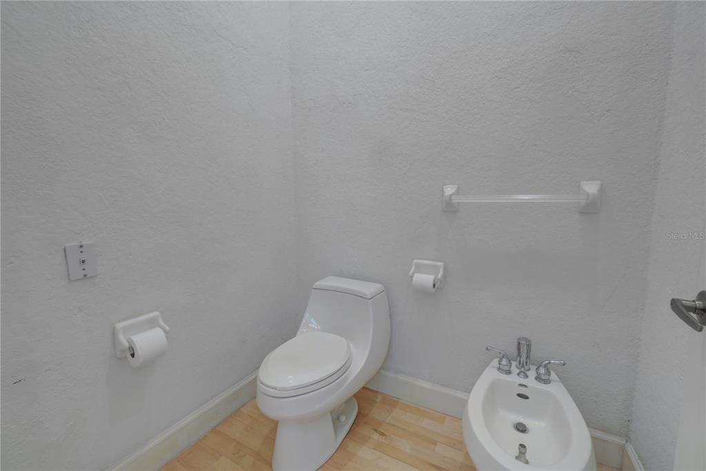 Nokomis, Florida, 34275, United States, 3 Bedrooms Bedrooms, ,4 BathroomsBathrooms,Residential,For Sale,1913339