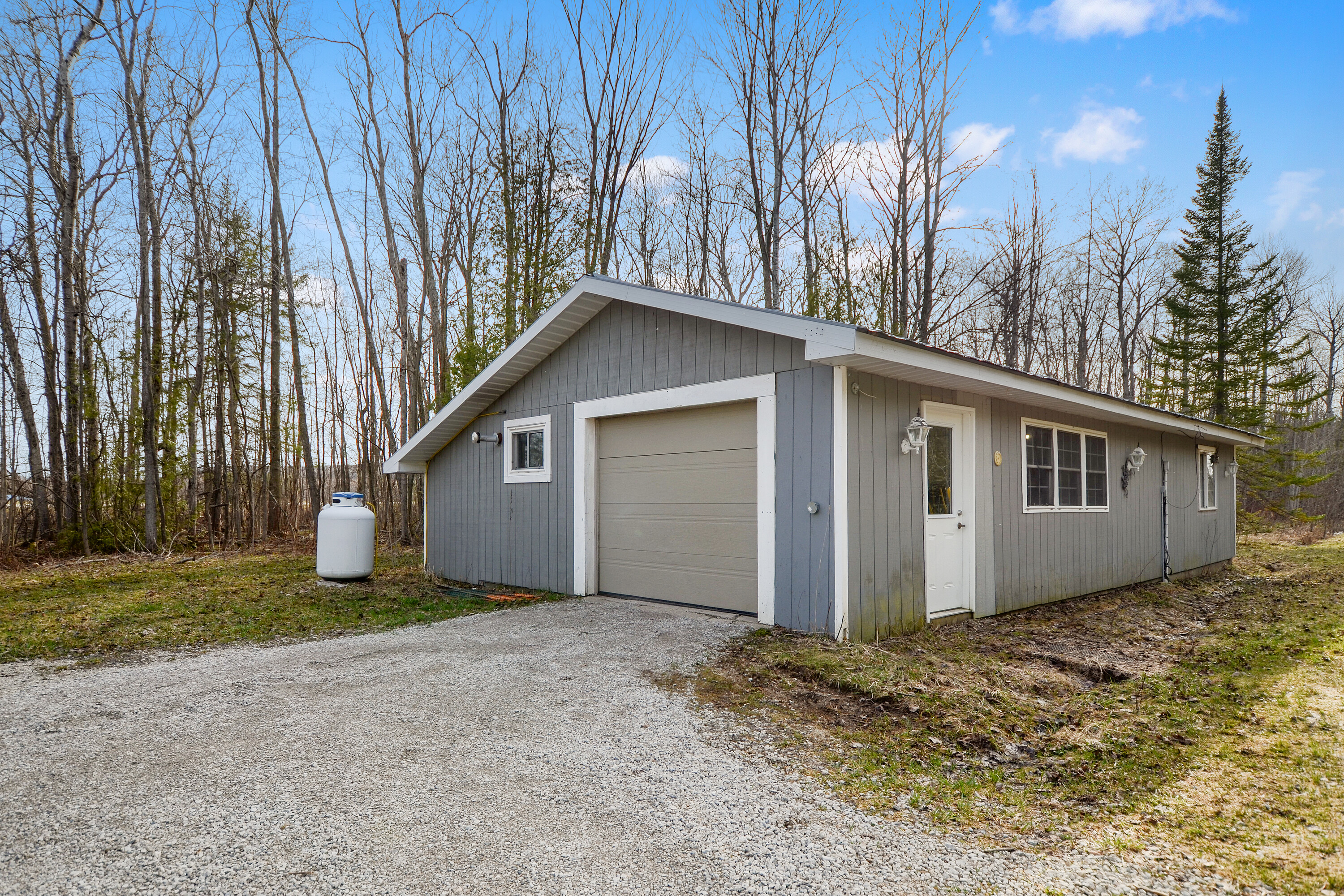  93 Pristine Acres of Privacy - 物件實景