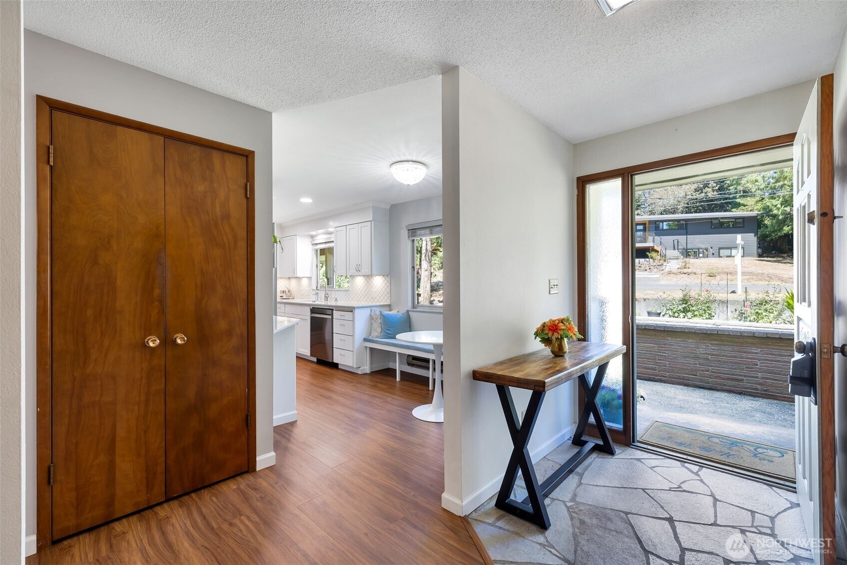 Seattle, Washington, 98125, United States, 4 Bedrooms Bedrooms, ,1 BathroomBathrooms,Residential,For Sale,1977932