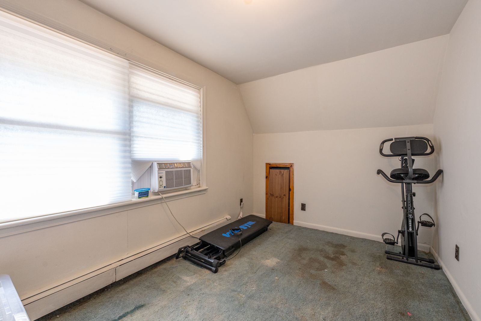 Haledon Boro, New Jersey, 07508, United States, 4 Bedrooms Bedrooms, ,3 BathroomsBathrooms,Residential,For Sale,1978211