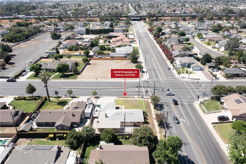 Ontario, California, 91762, United States, 4 Bedrooms Bedrooms, ,2 BathroomsBathrooms,Residential,For Sale,1930288