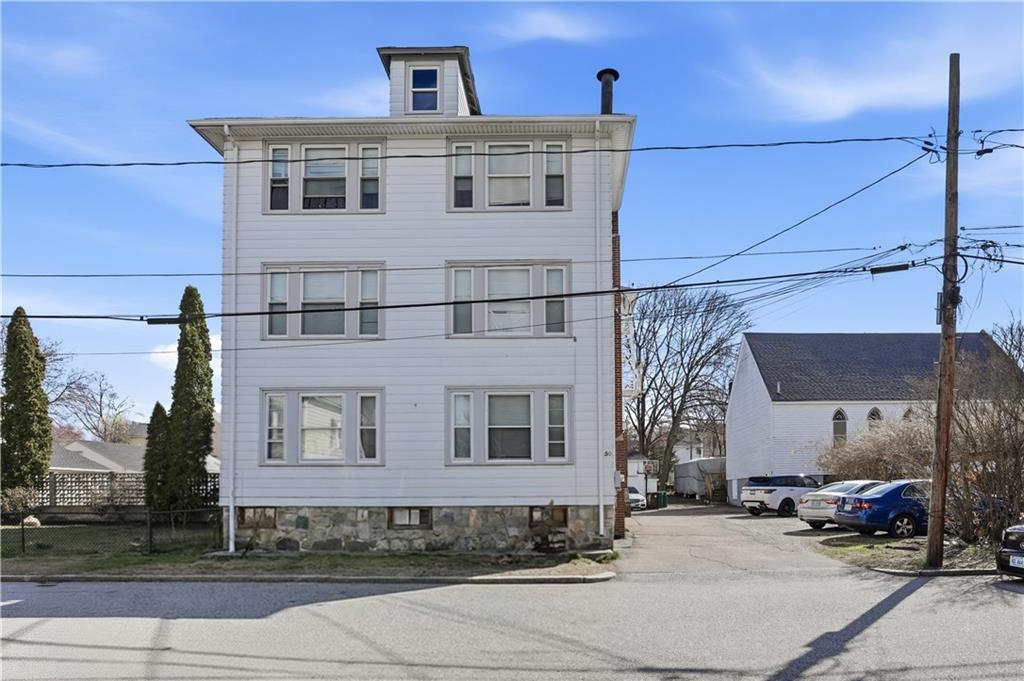 Woonsocket, Rhode Island, 02895, United States, 11 Bedrooms Bedrooms, ,5 BathroomsBathrooms,Residential,For Sale,2034207
