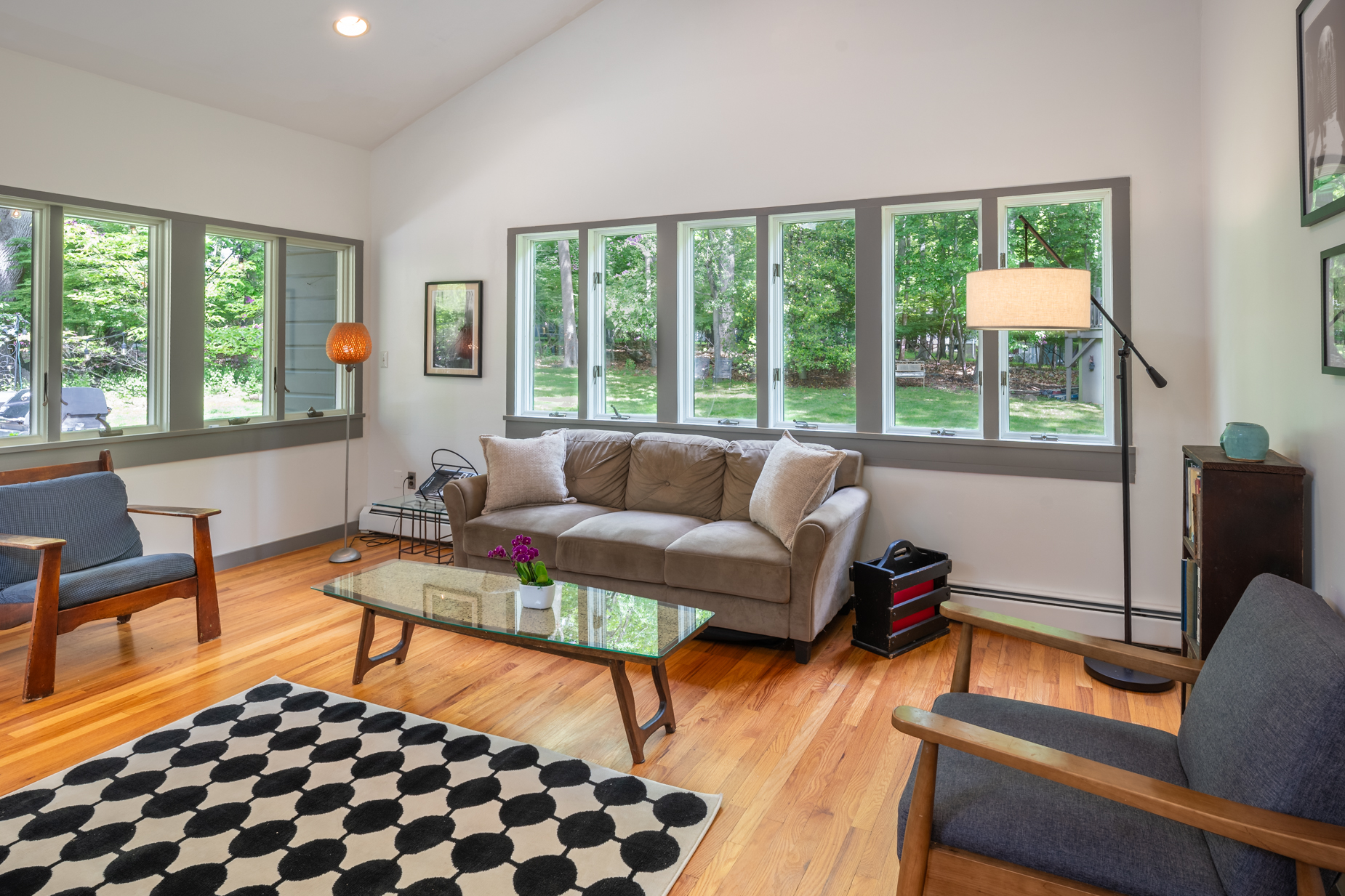 Hickory Hill Mid-Century Modern - 物件實景