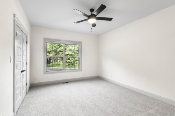 Cumberland Furnace, Tennessee, 37051, United States, 4 Bedrooms Bedrooms, ,3 BathroomsBathrooms,Residential,For Sale,2006360