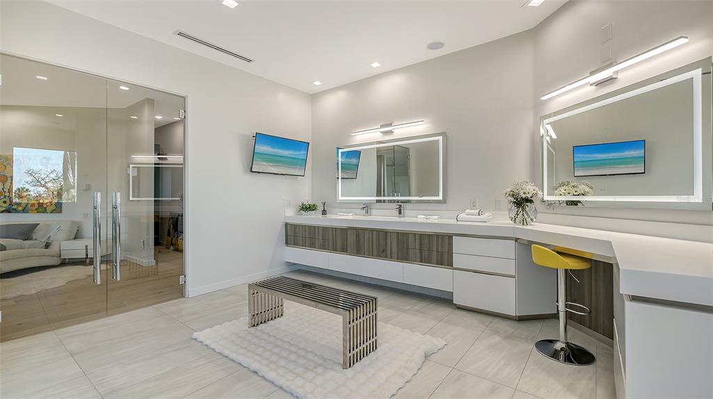 Sarasota, Florida, 34239, United States, 4 Bedrooms Bedrooms, ,7 BathroomsBathrooms,Residential,For Sale,1759750