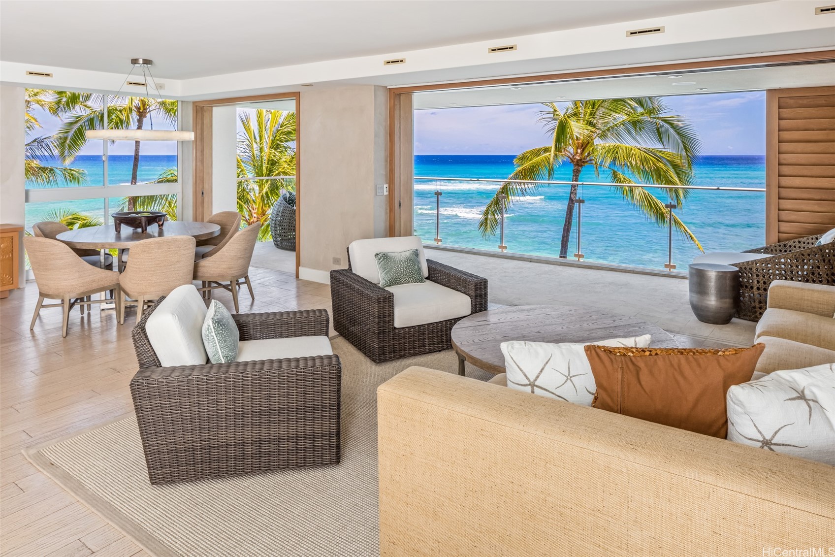 Honolulu, Hawaii, 96815, United States, 2 Bedrooms Bedrooms, ,2 BathroomsBathrooms,Residential,For Sale,1938853