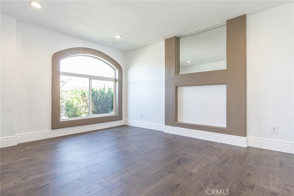 Apple Valley, California, 92307, United States, 6 Bedrooms Bedrooms, ,7 BathroomsBathrooms,Residential,For Sale,2022509