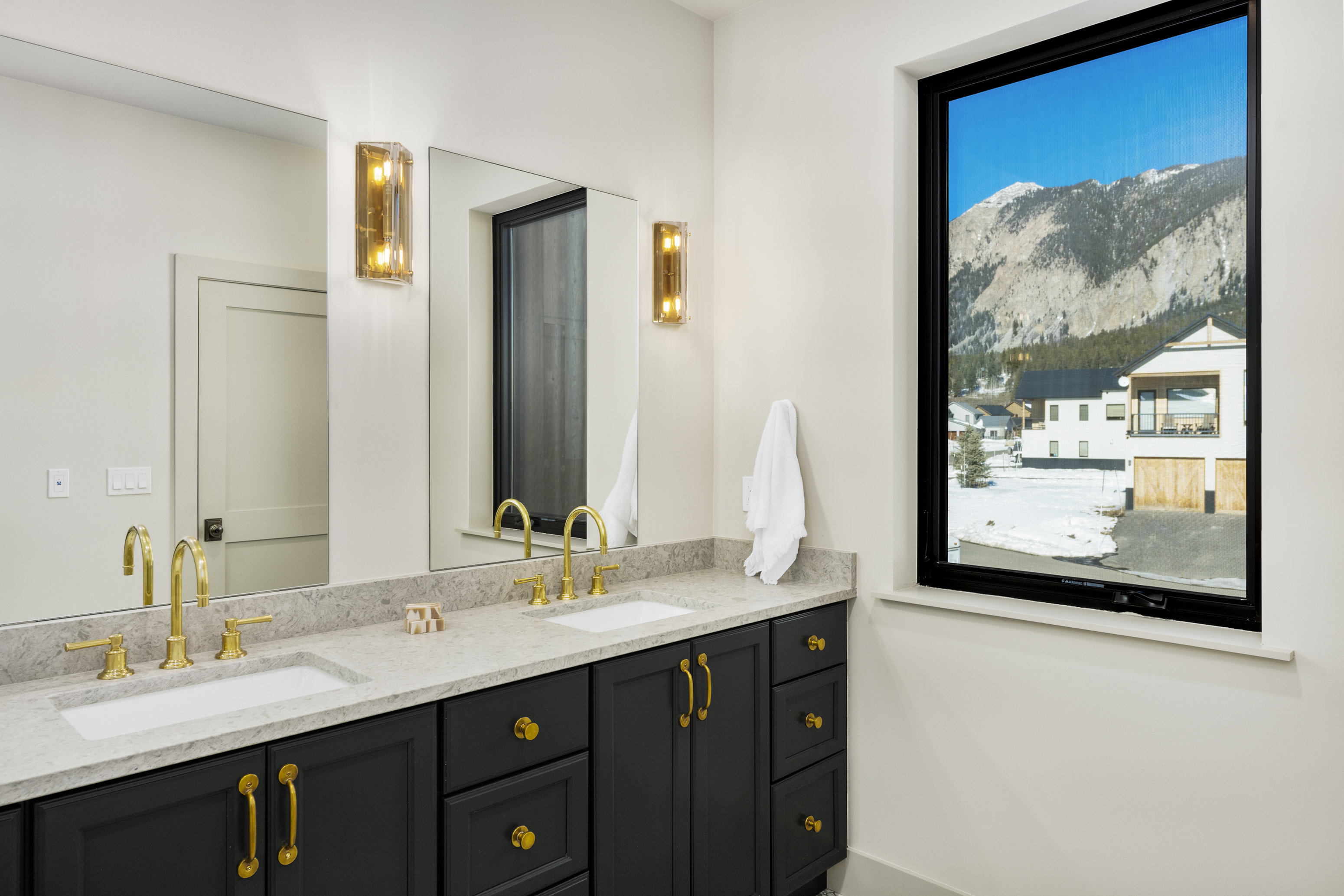  Two Private Homes - One Mountain Retreat in Crested Butte - 物件實景