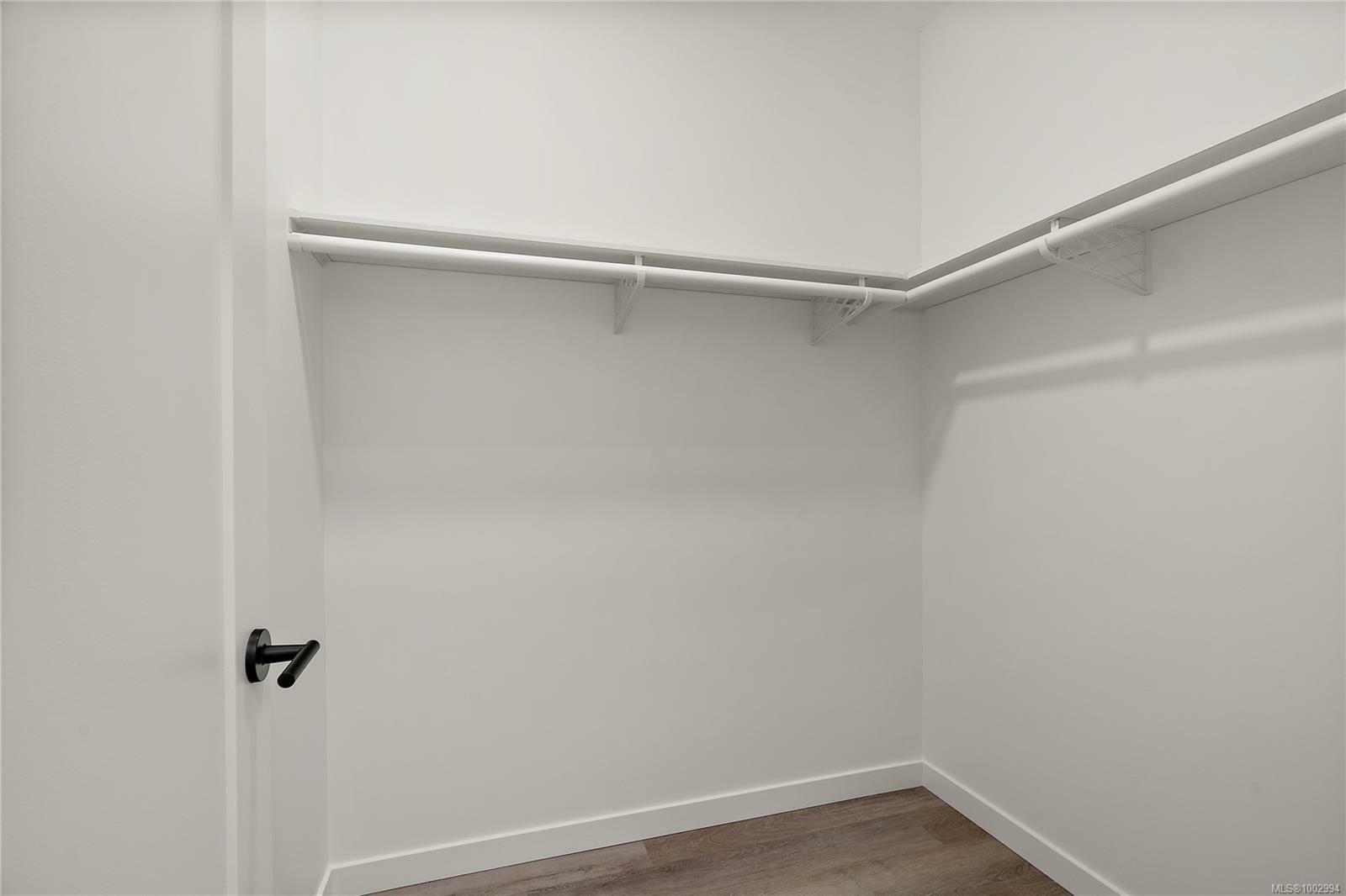 ESQUIMALT, British Columbia, V9A 6A1, CA, 2 Bedrooms Bedrooms, ,Residential,For Sale,1875754