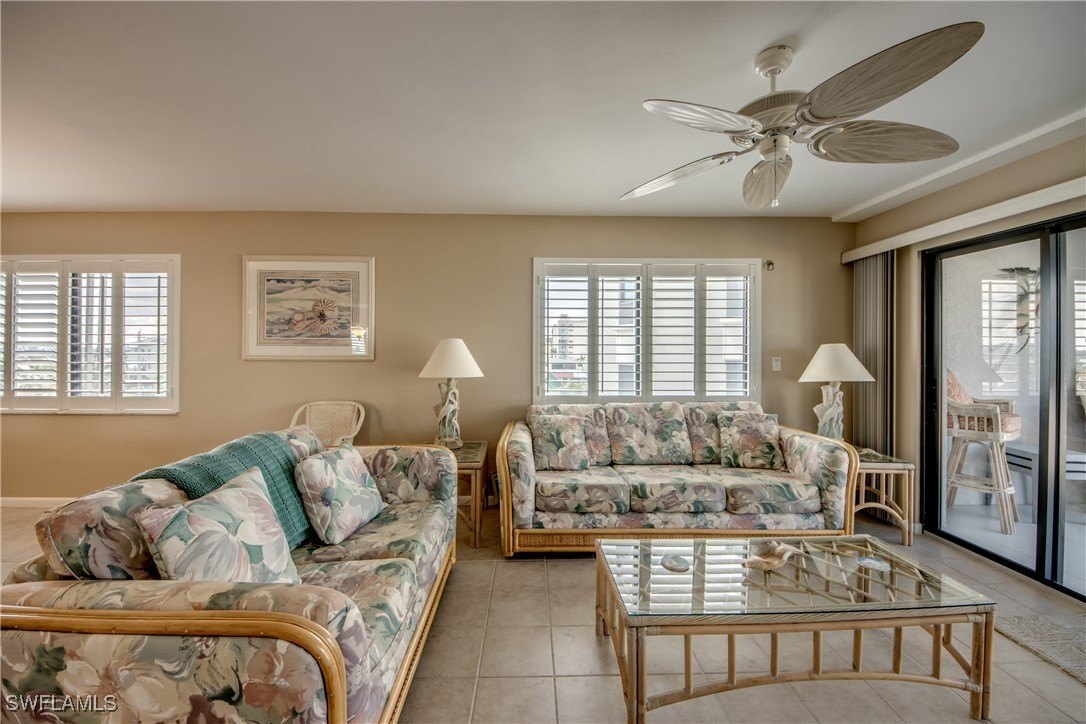 Fort Myers Beach, Florida, 33931, United States, 3 Bedrooms Bedrooms, ,2 BathroomsBathrooms,Residential,For Sale,1975122