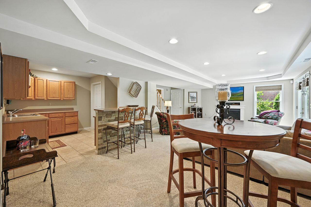 Union, Kentucky, 41091, United States, 4 Bedrooms Bedrooms, ,5 BathroomsBathrooms,Residential,For Sale,1961010