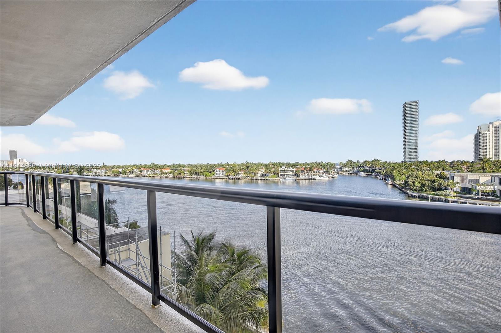 Aventura, Florida, 33180, United States, 3 Bedrooms Bedrooms, ,3 BathroomsBathrooms,Residential,For Sale,1994376