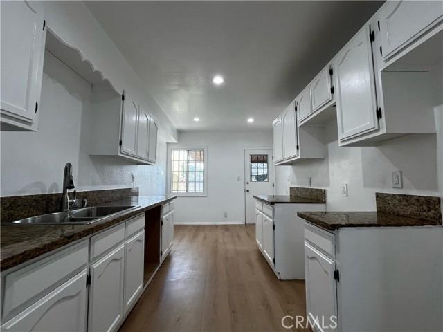 LA, California, 90008, United States, ,Residential,For Sale,2023707