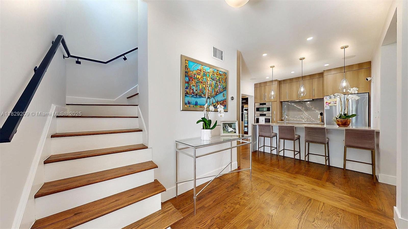 Coral Gables, Florida, 33134, United States, 4 Bedrooms Bedrooms, ,3 BathroomsBathrooms,Residential,For Sale,1976350