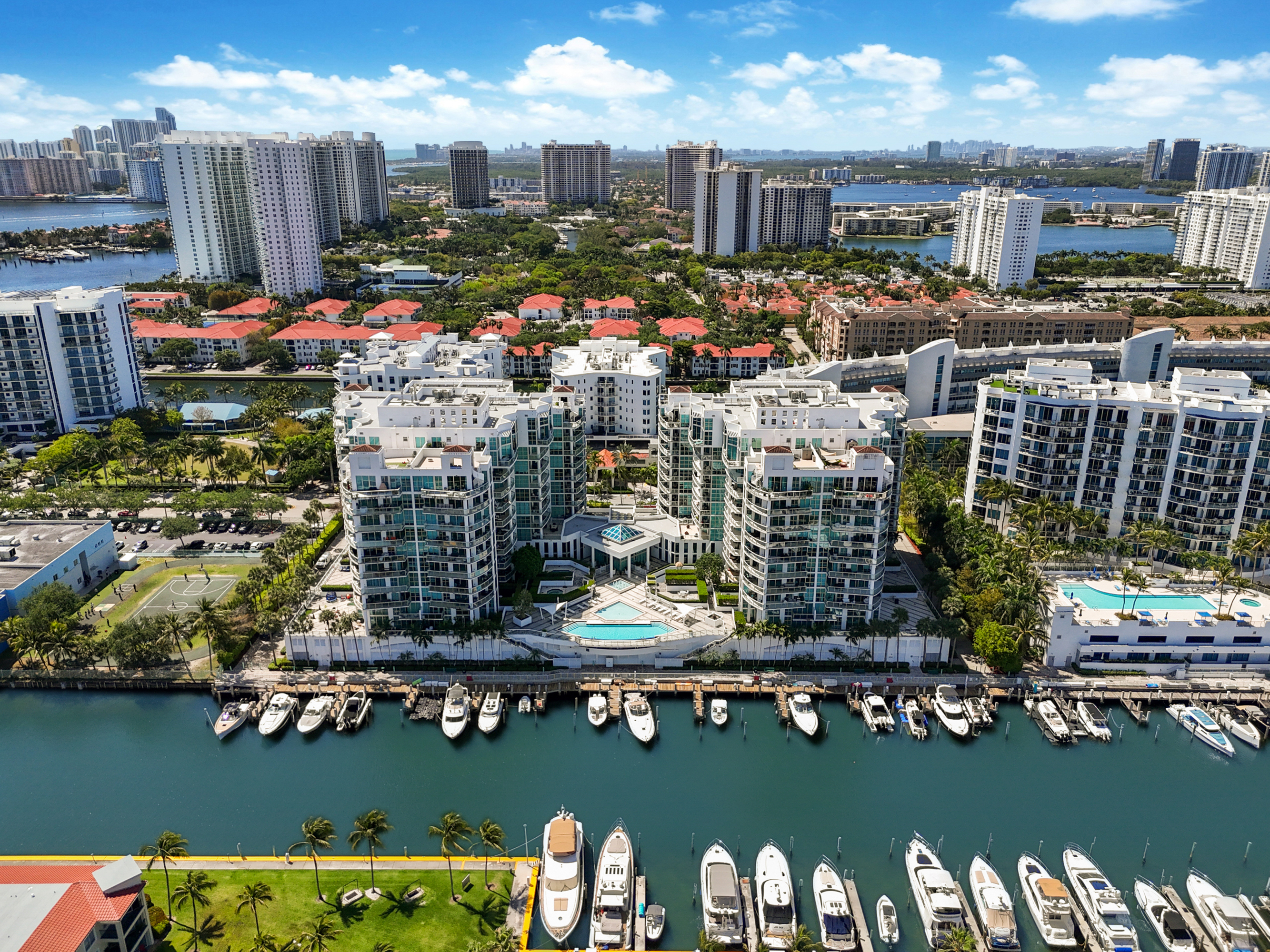  3131 NE 188th St, Aventura, FL, 33180 - 物件實景