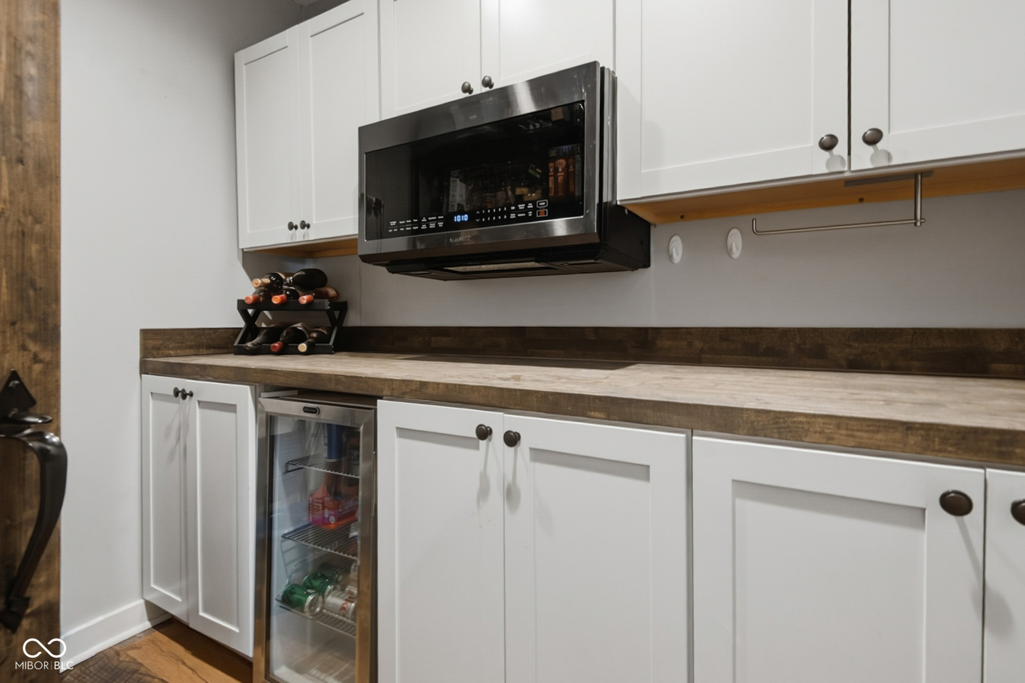 Edinburgh, Indiana, 46124, United States, 3 Bedrooms Bedrooms, ,2 BathroomsBathrooms,Residential,For Sale,1994228