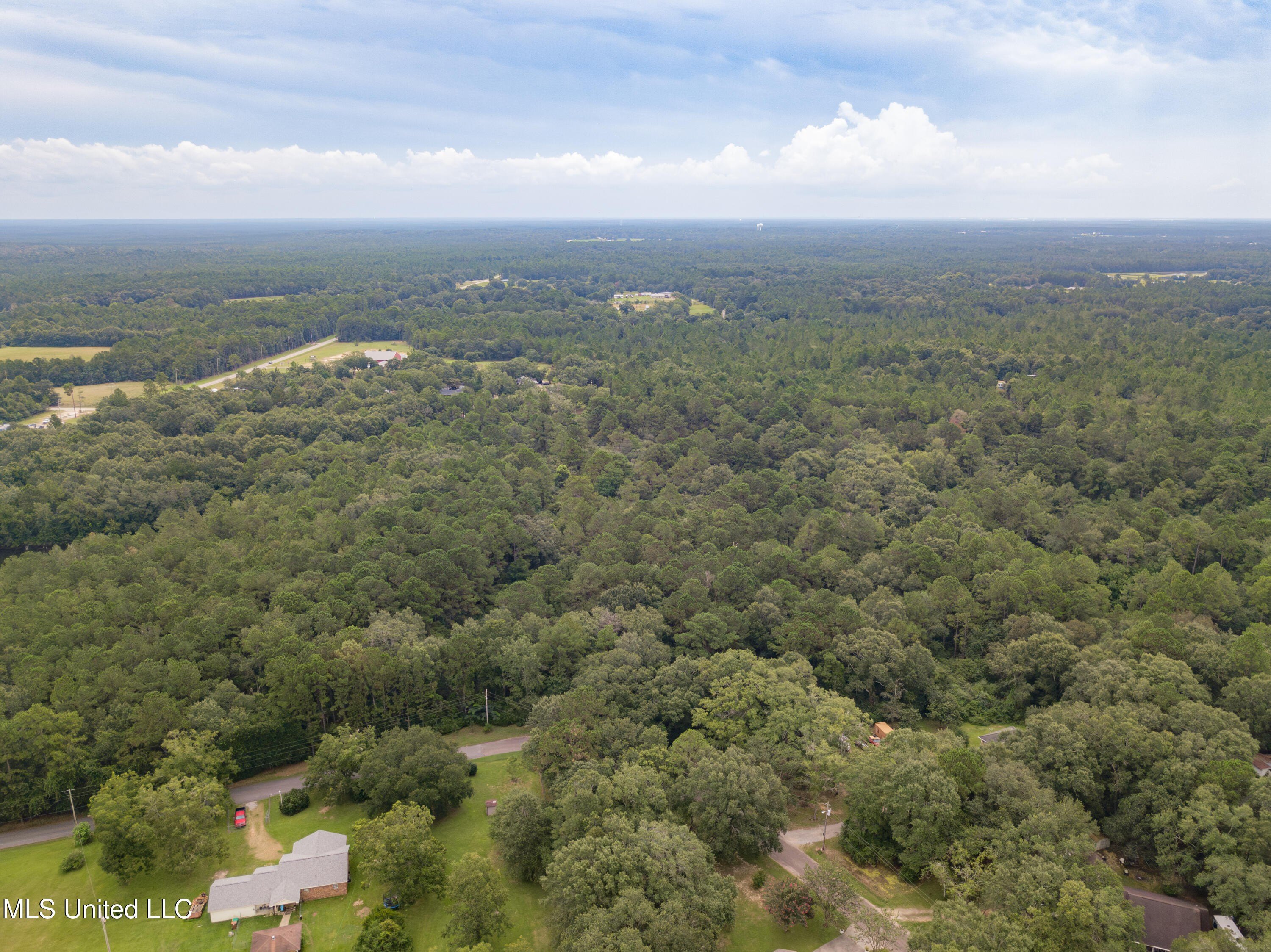 Gulfport, Mississippi, 39503, United States, 4 Bedrooms Bedrooms, ,2 BathroomsBathrooms,Residential,For Sale,1915854