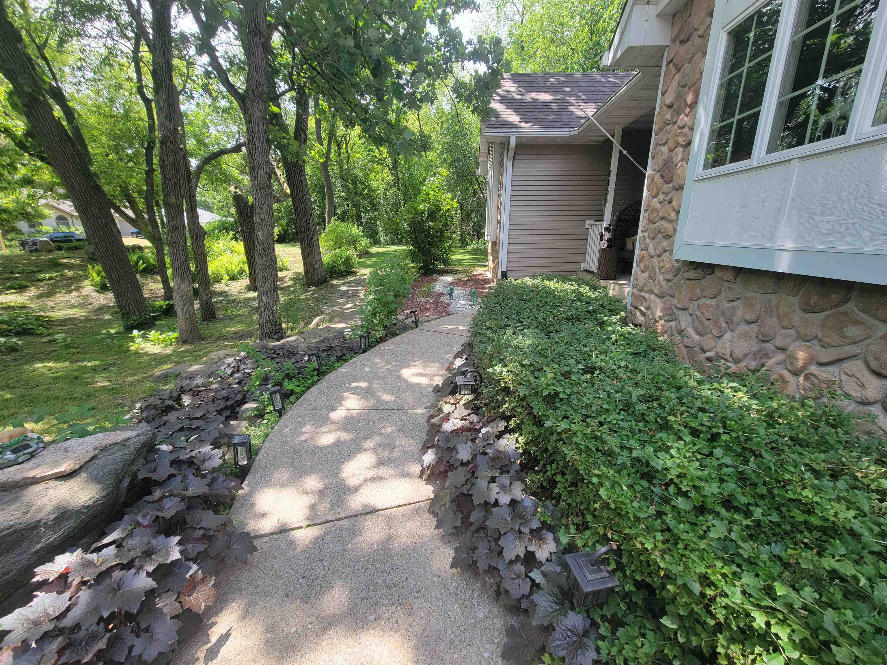 Janesville, Wisconsin, 53546, United States, 4 Bedrooms Bedrooms, ,4 BathroomsBathrooms,Residential,For Sale,2026156