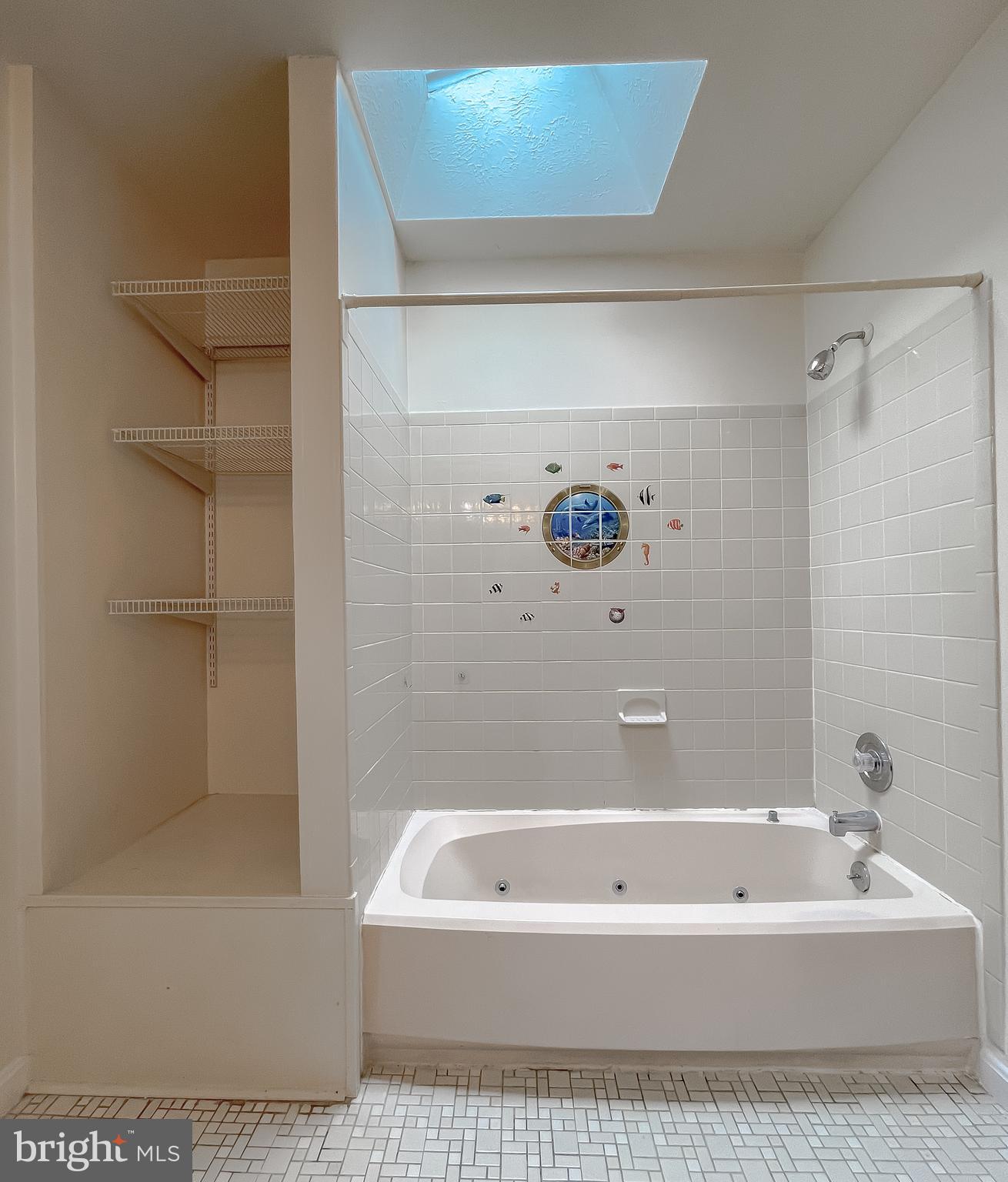 Waldorf, Maryland, 20603, United States, 5 Bedrooms Bedrooms, ,3 BathroomsBathrooms,Residential,For Sale,1928976