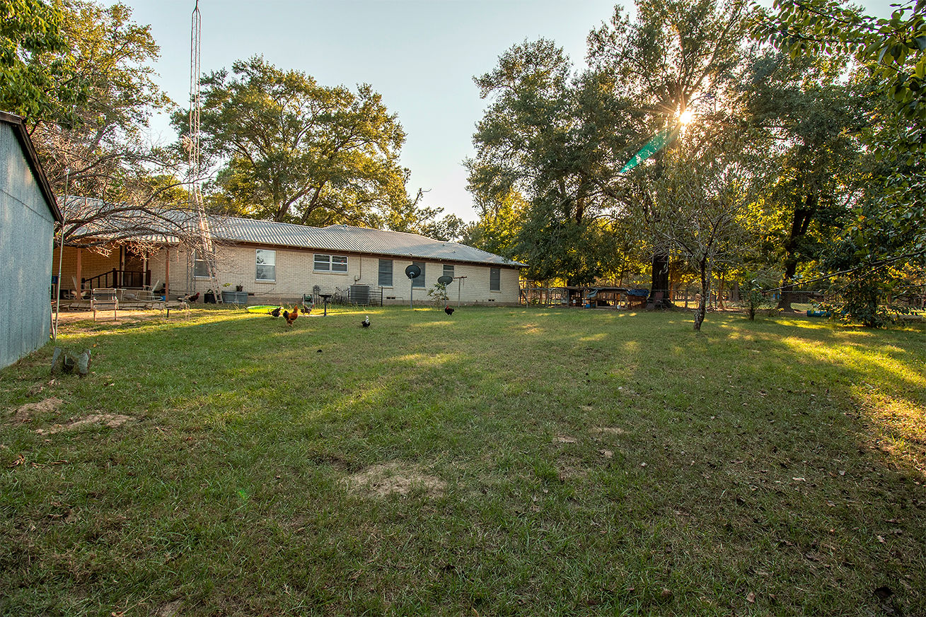 GRAND SALINE, Texas, 75140, United States, 3 Bedrooms Bedrooms, ,2 BathroomsBathrooms,Residential,For Sale,1960368