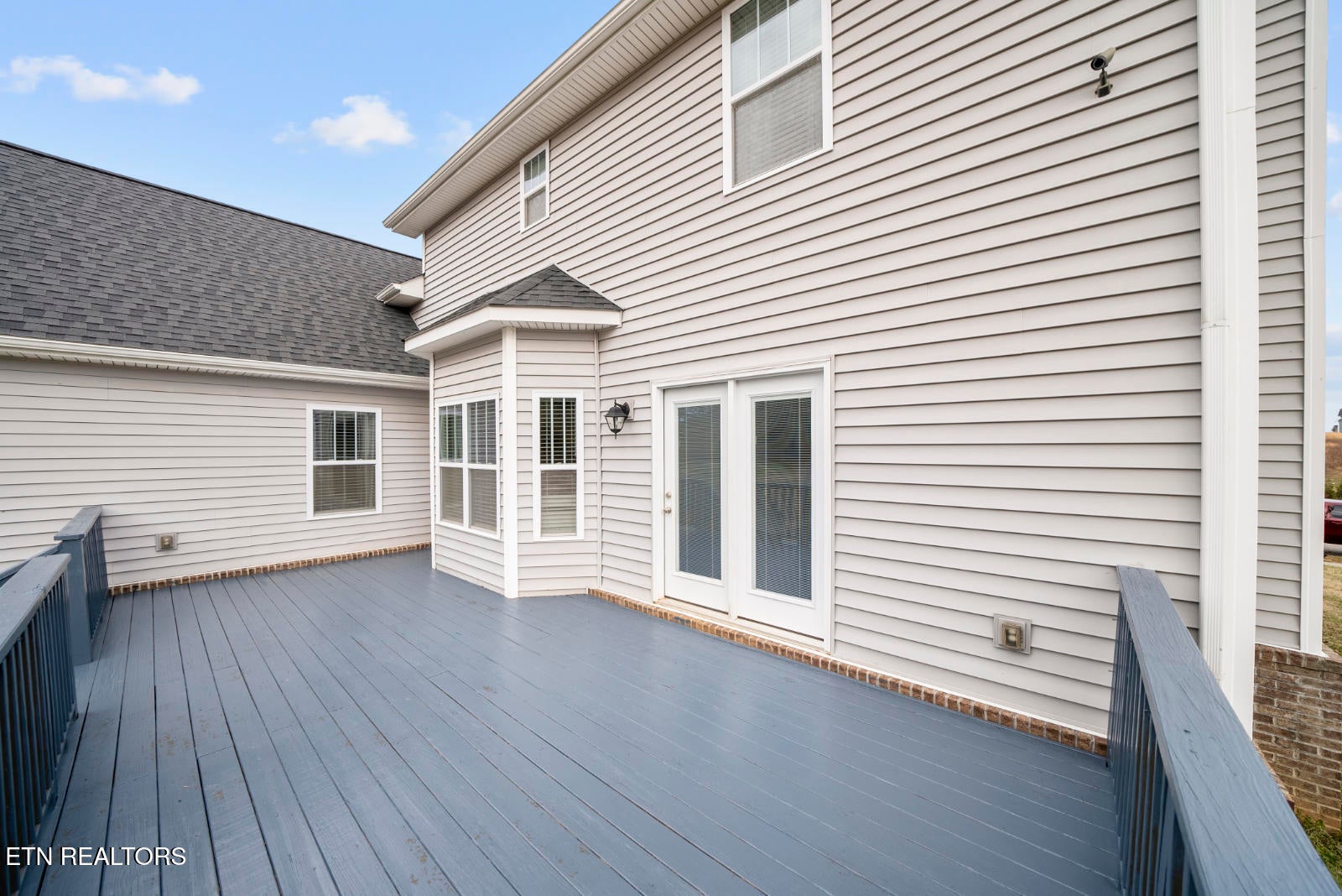 Oak Ridge, Tennessee, 37830, United States, 4 Bedrooms Bedrooms, ,3 BathroomsBathrooms,Residential,For Sale,2003025