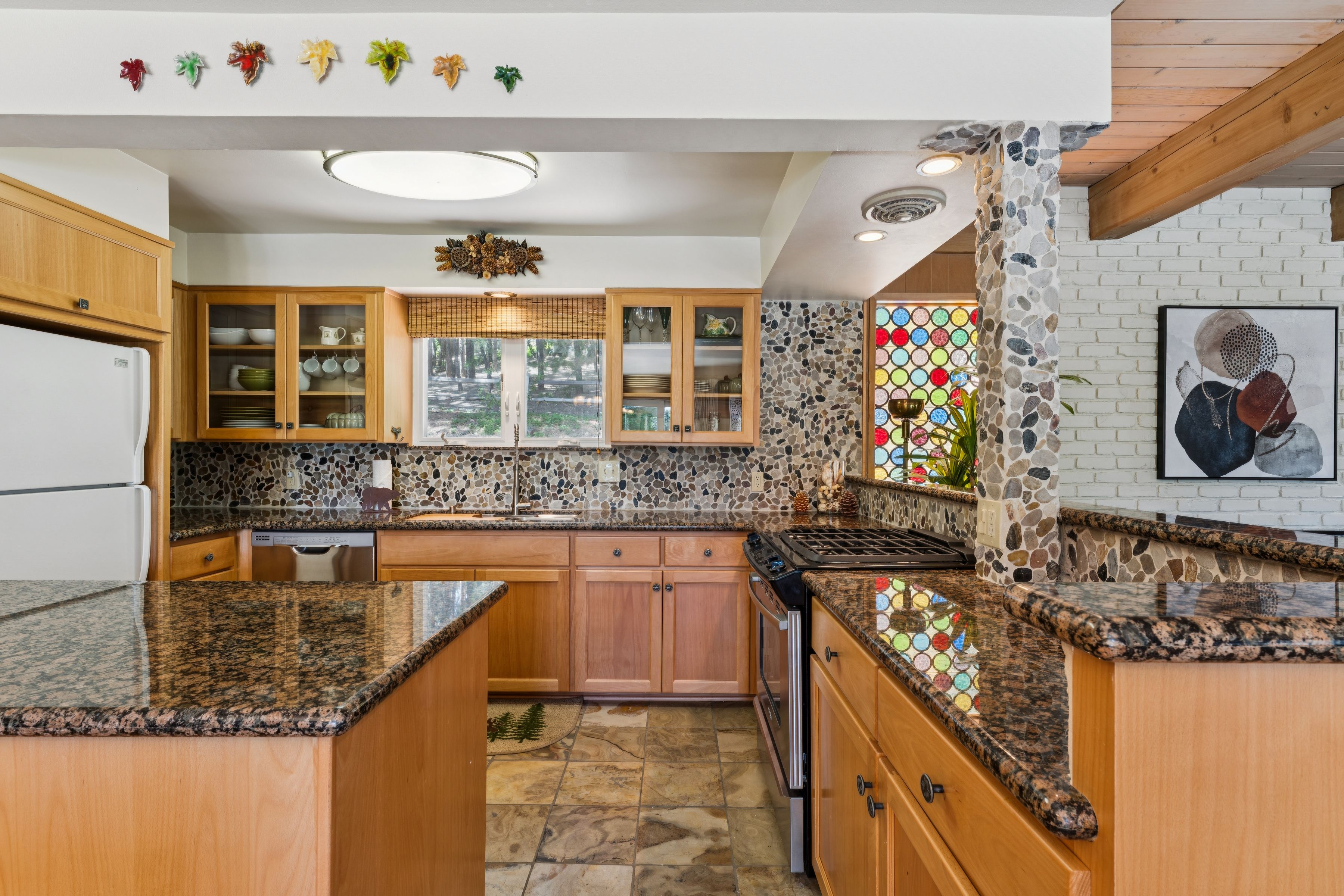  27711 Hamiltair Drive, Lake Arrowhead, CA 92352 - 物件實景