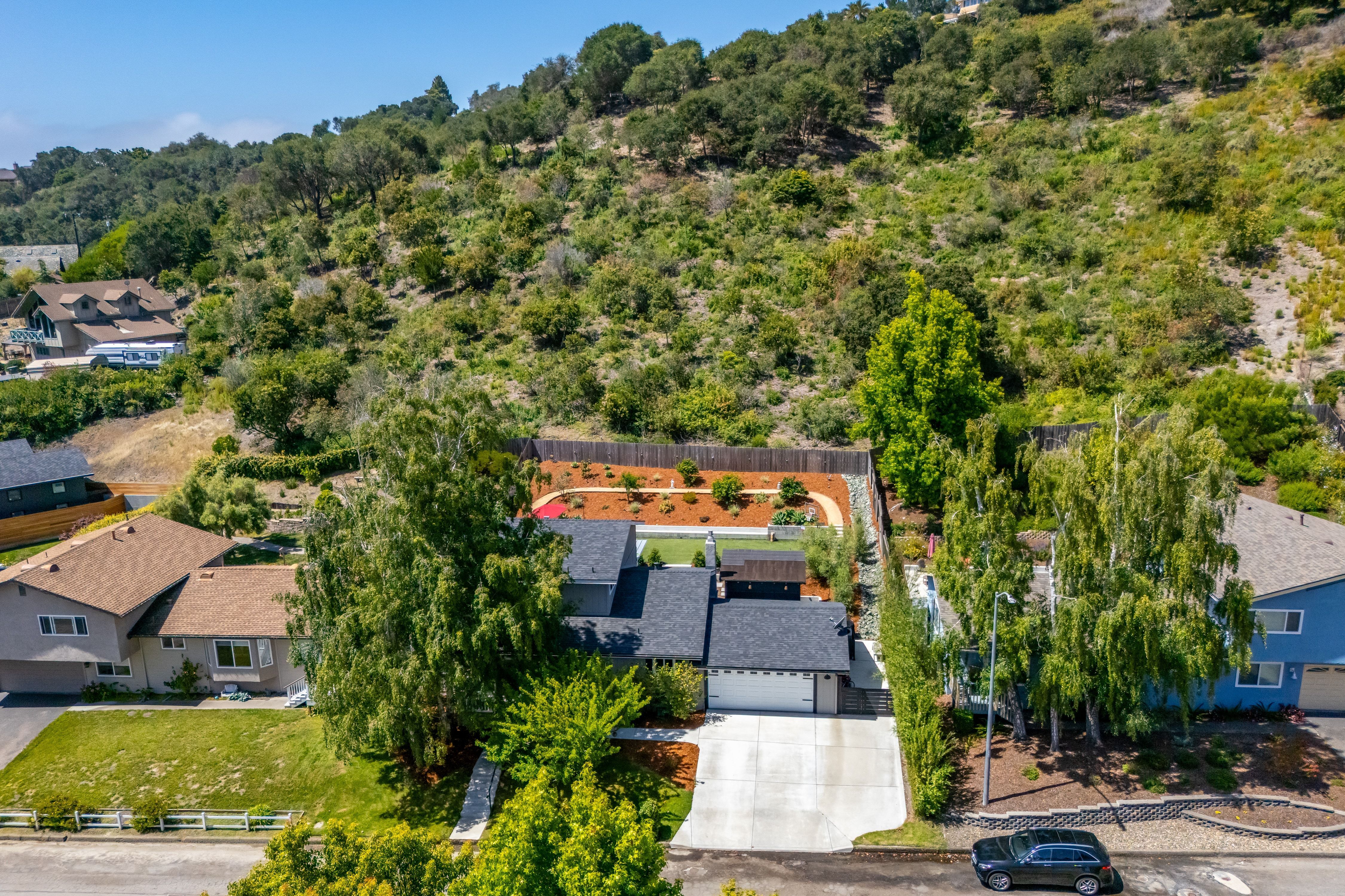  California Coastal Living Meets Modern Farmhouse Design - 物件實景