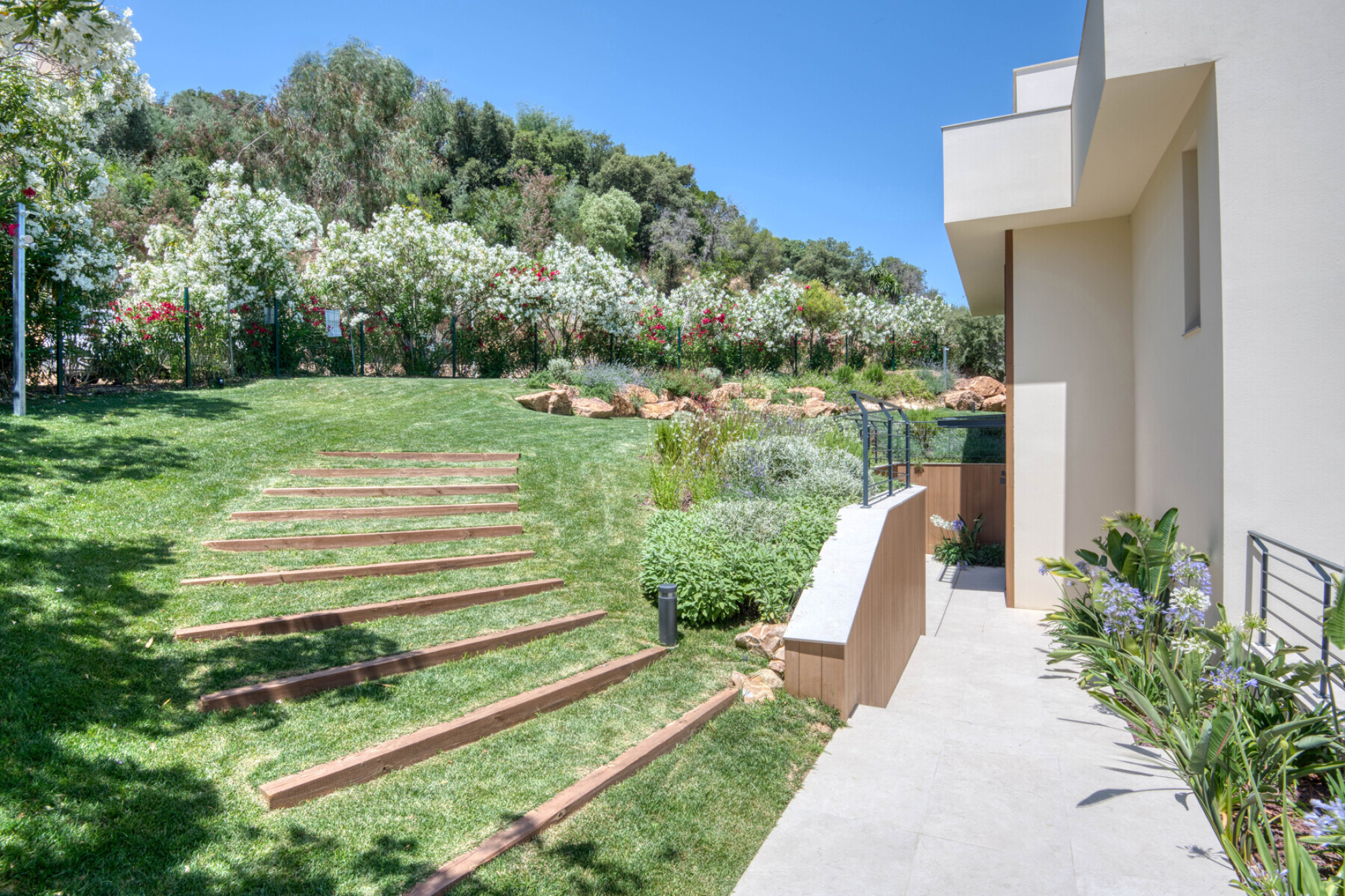  Contemporary villa in Mas Nou with ocean views - 物件實景
