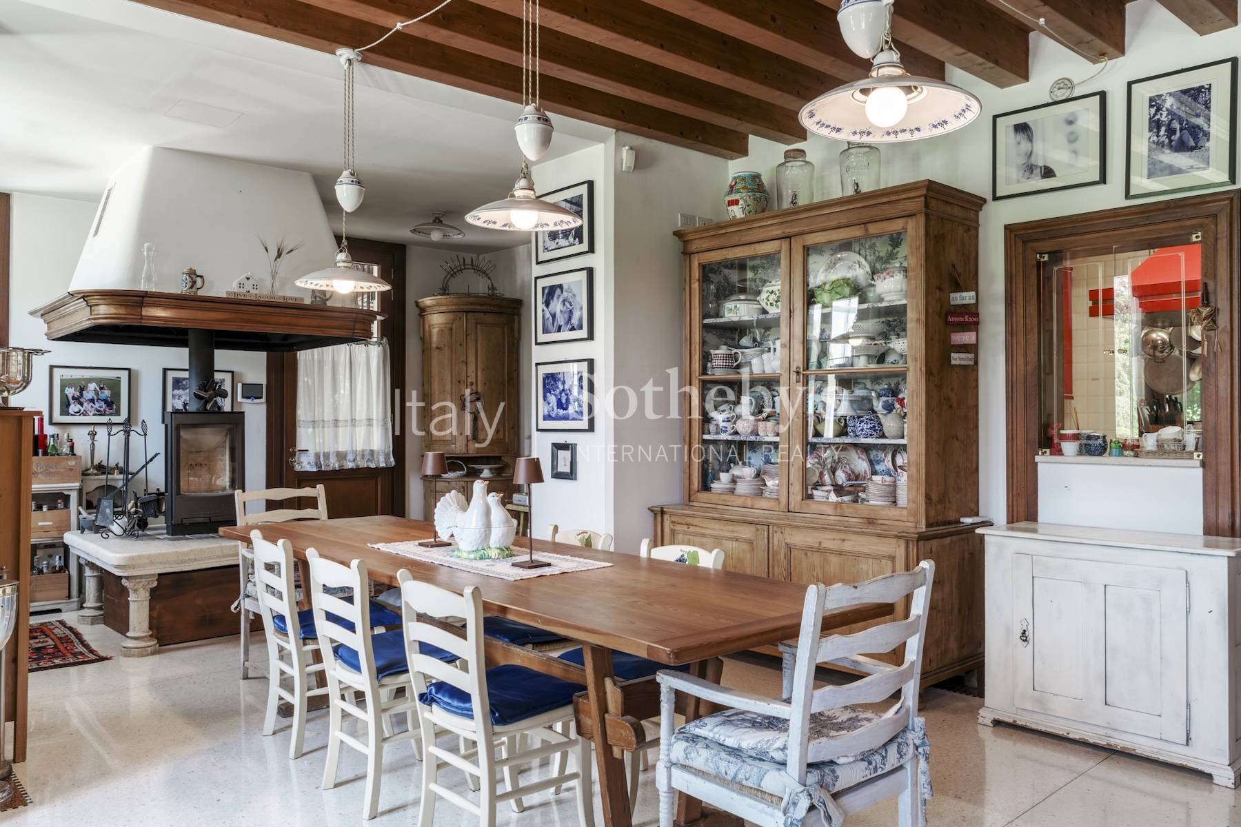  Renovated neoclassical villa with outbuildings, park and swimming pool - 物件實景